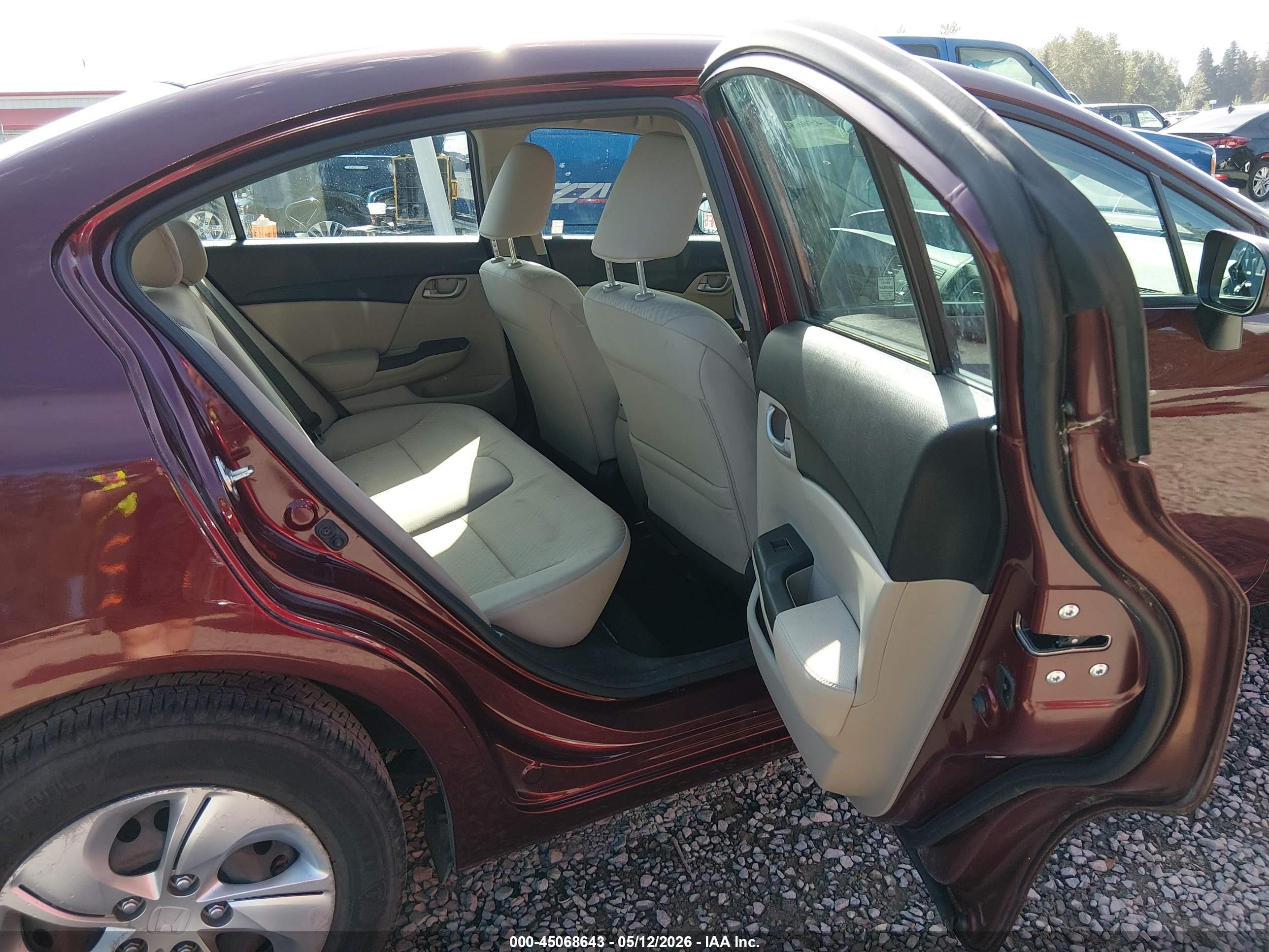 2015 Honda Civic Lx Red vin: 2HGFB2F5XFH539427
