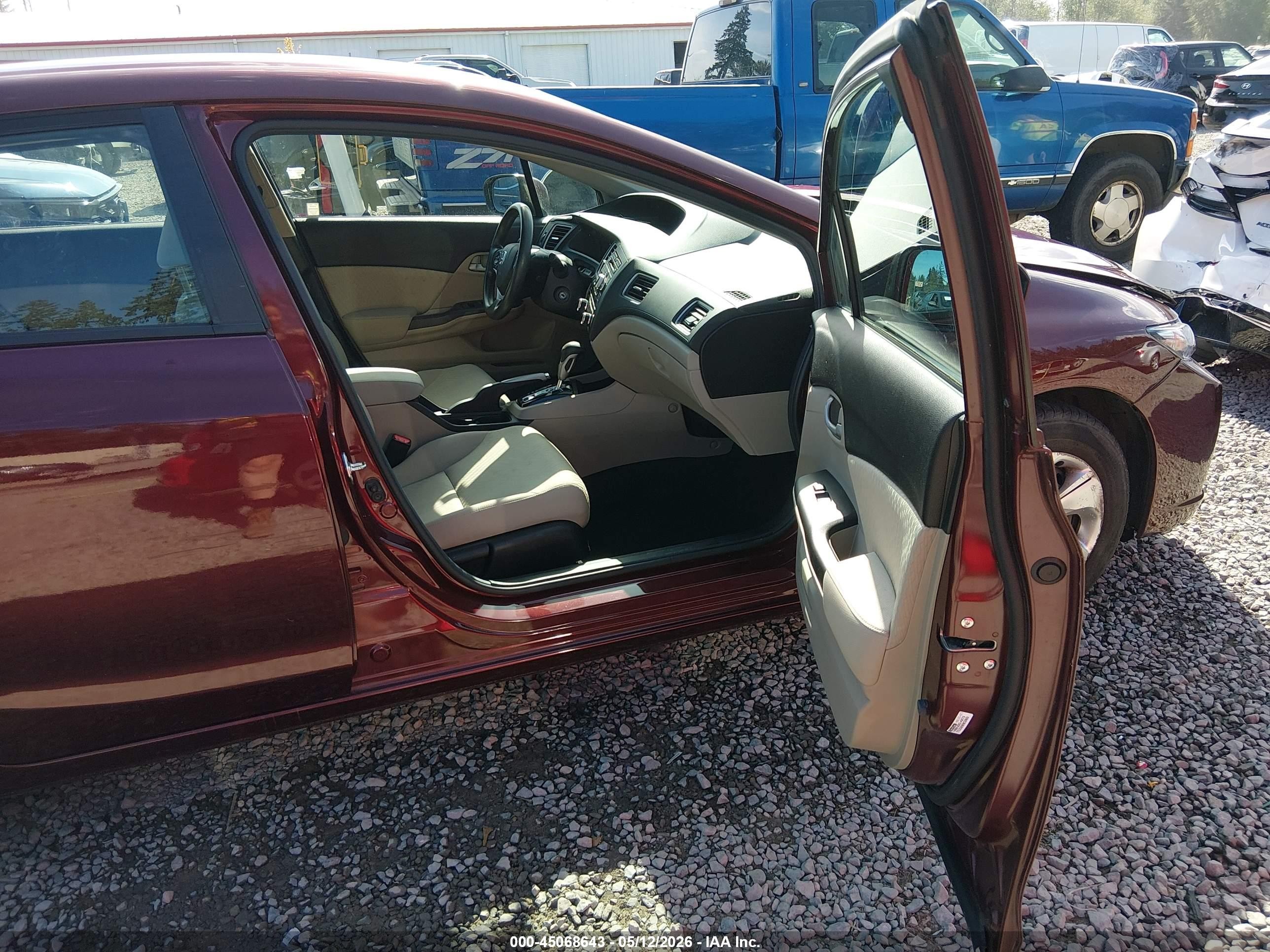 2015 Honda Civic Lx Red vin: 2HGFB2F5XFH539427