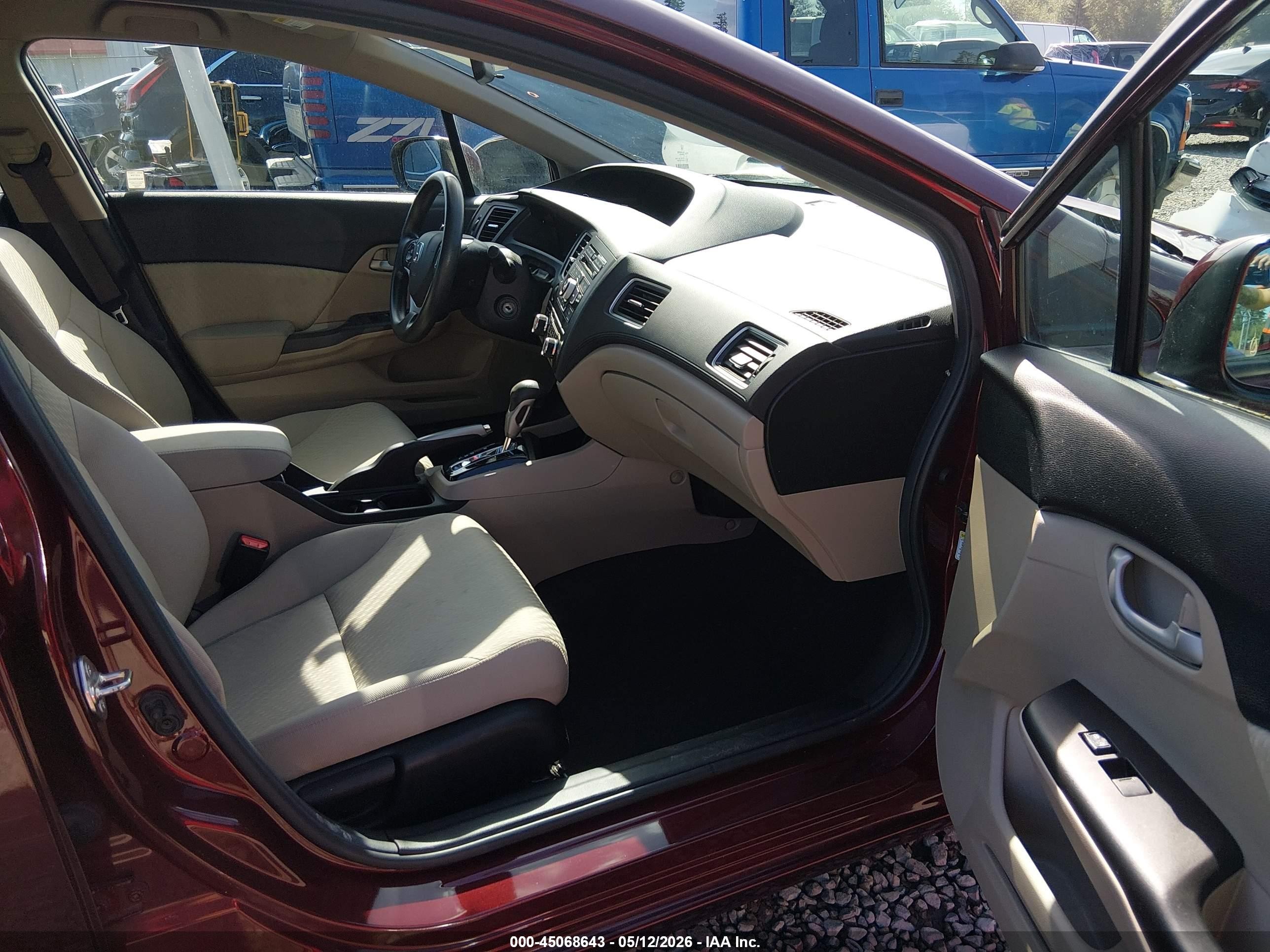 2015 Honda Civic Lx Red vin: 2HGFB2F5XFH539427