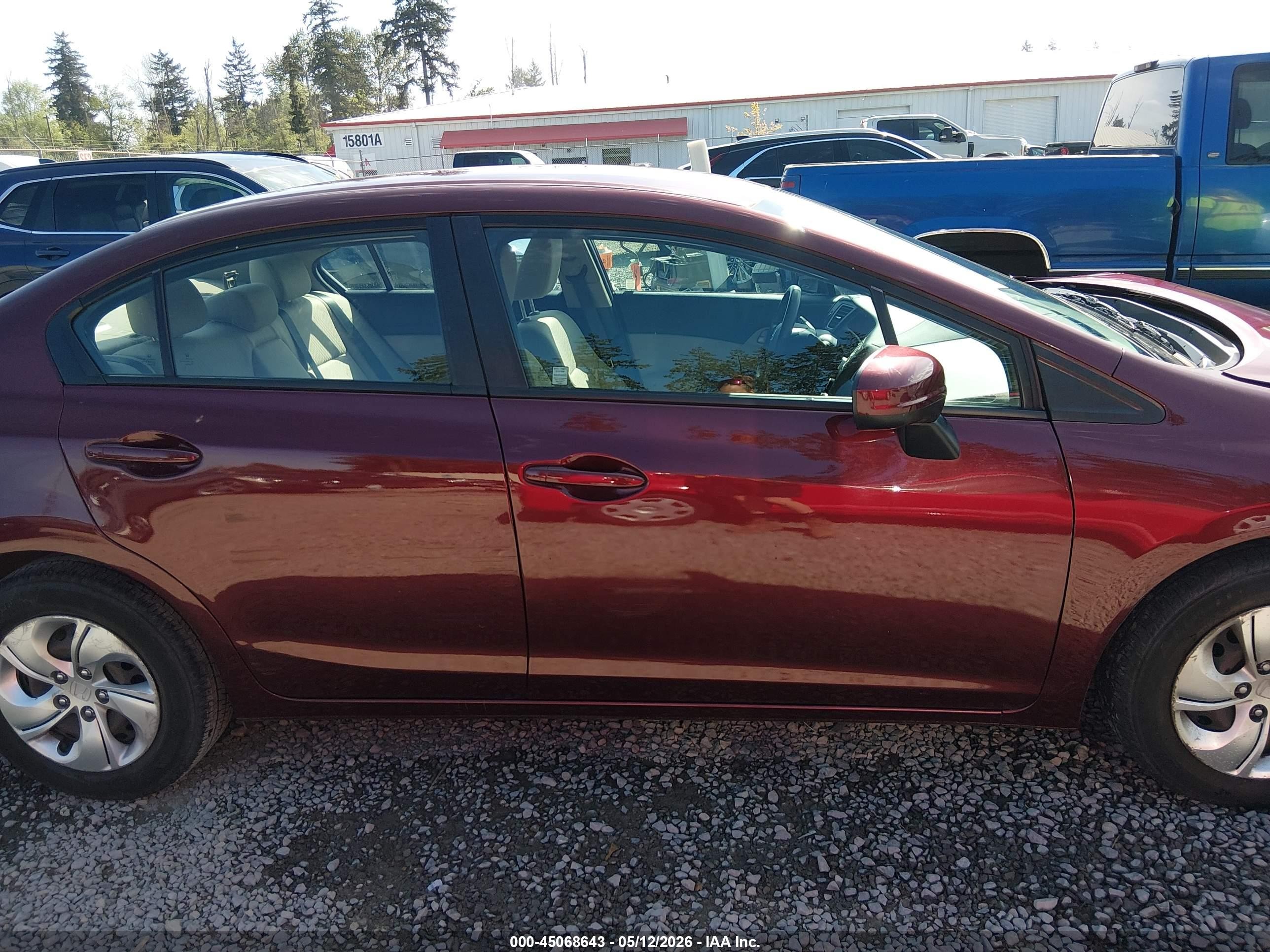 2015 Honda Civic Lx Red vin: 2HGFB2F5XFH539427