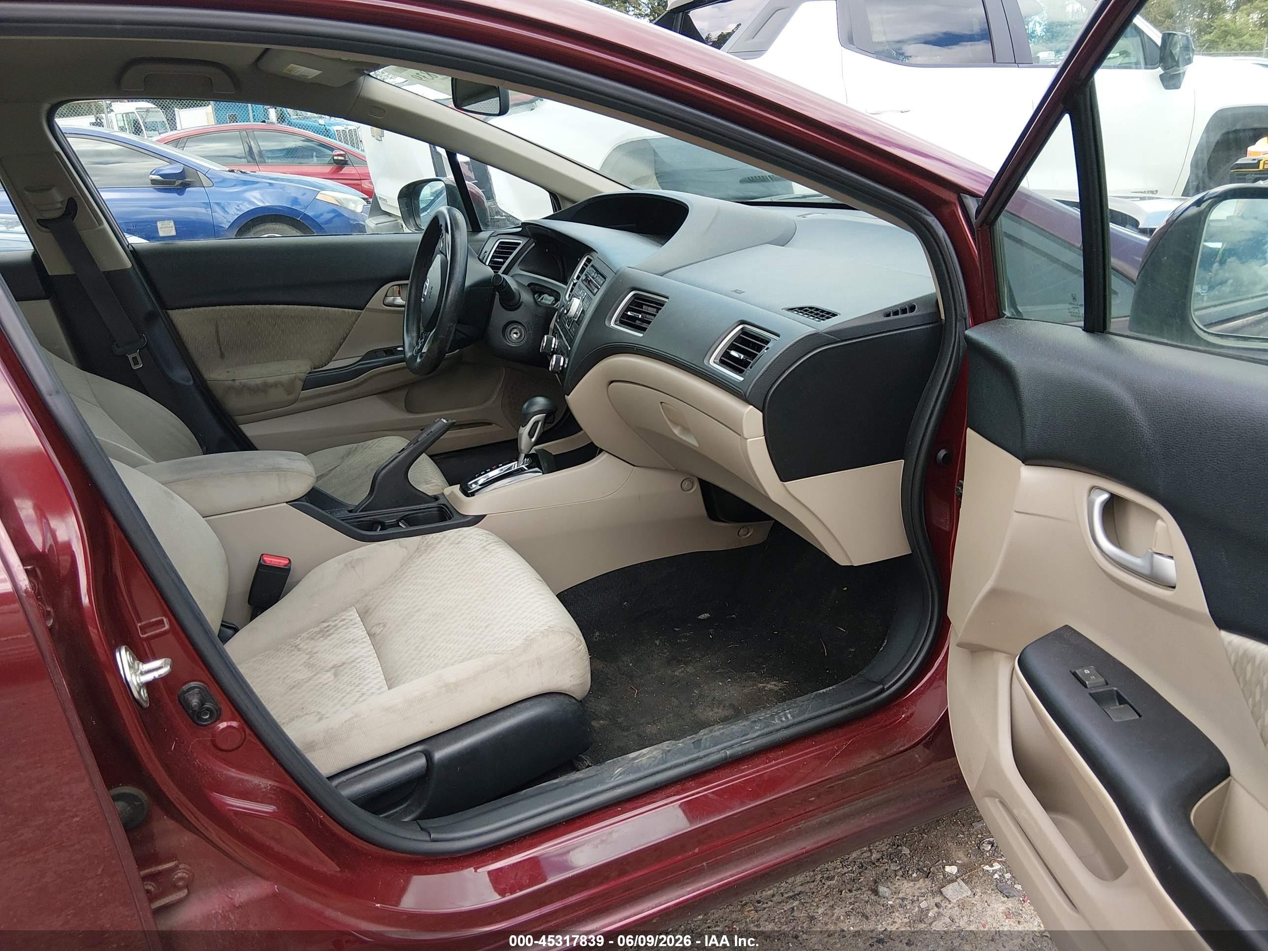 2015 Honda Civic Lx Red vin: 2HGFB2F5XFH539444