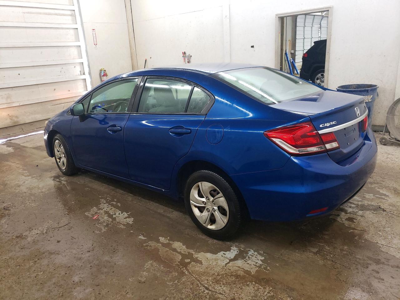 2015 Honda Civic Lx Blue vin: 2HGFB2F5XFH562190