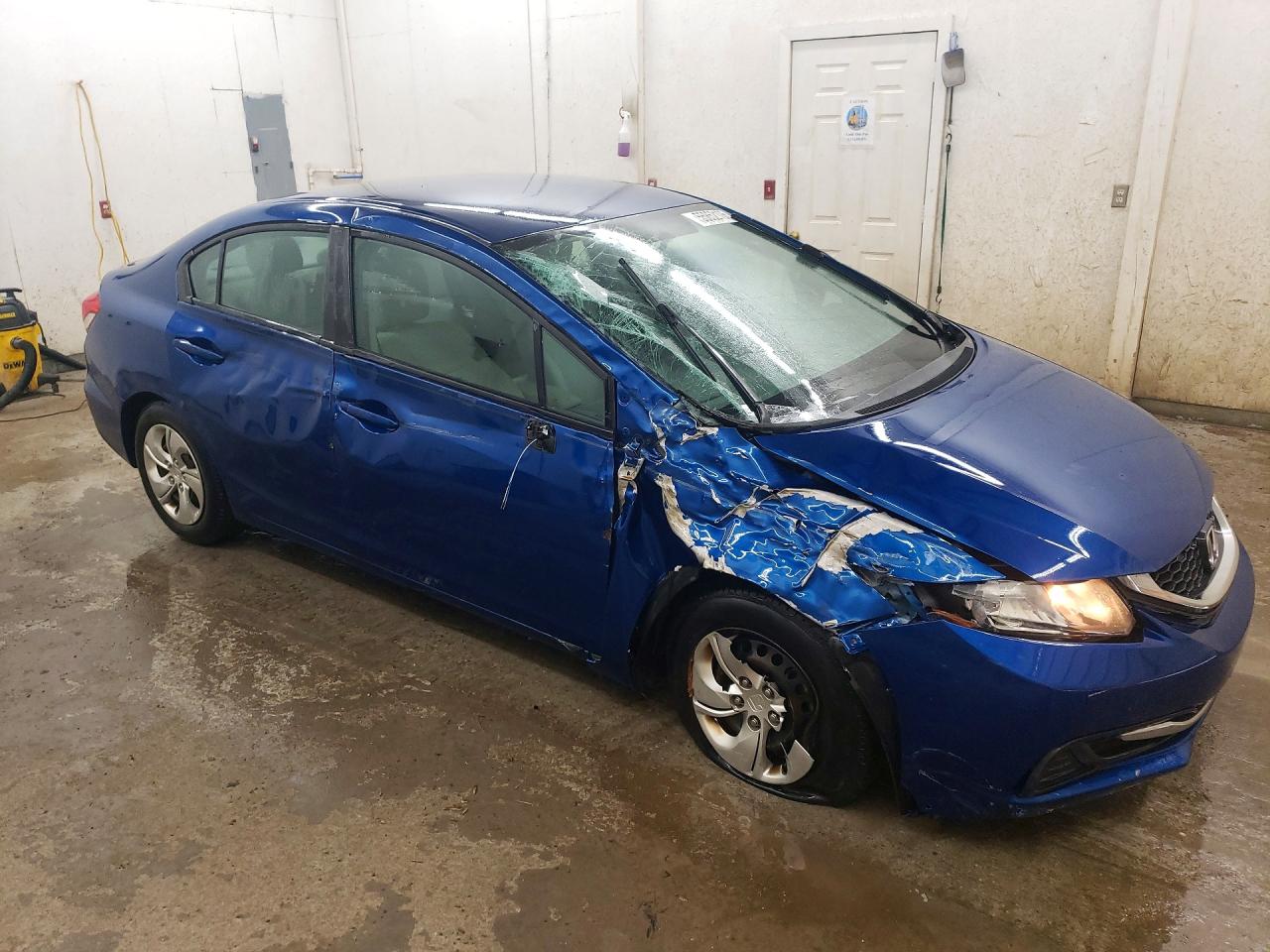 2015 Honda Civic Lx Blue vin: 2HGFB2F5XFH562190
