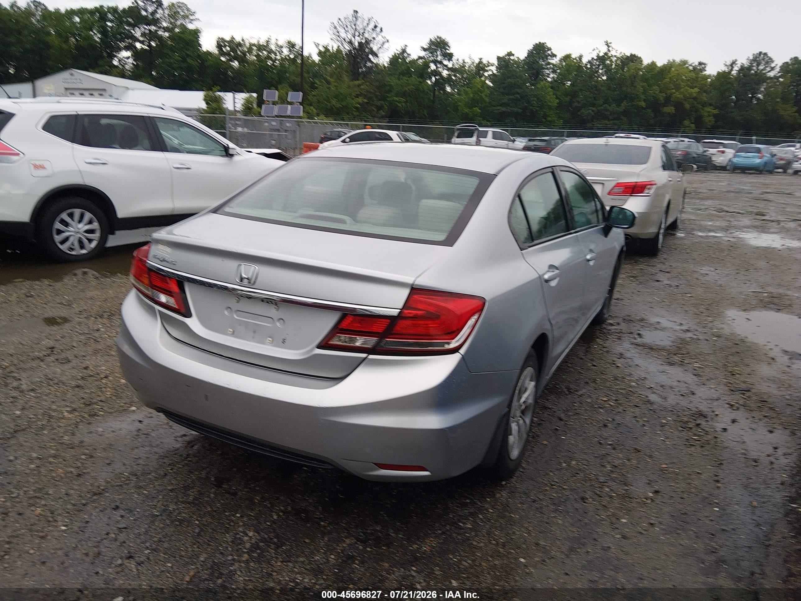 2015 Honda Civic Lx Silver vin: 2HGFB2F5XFH566143