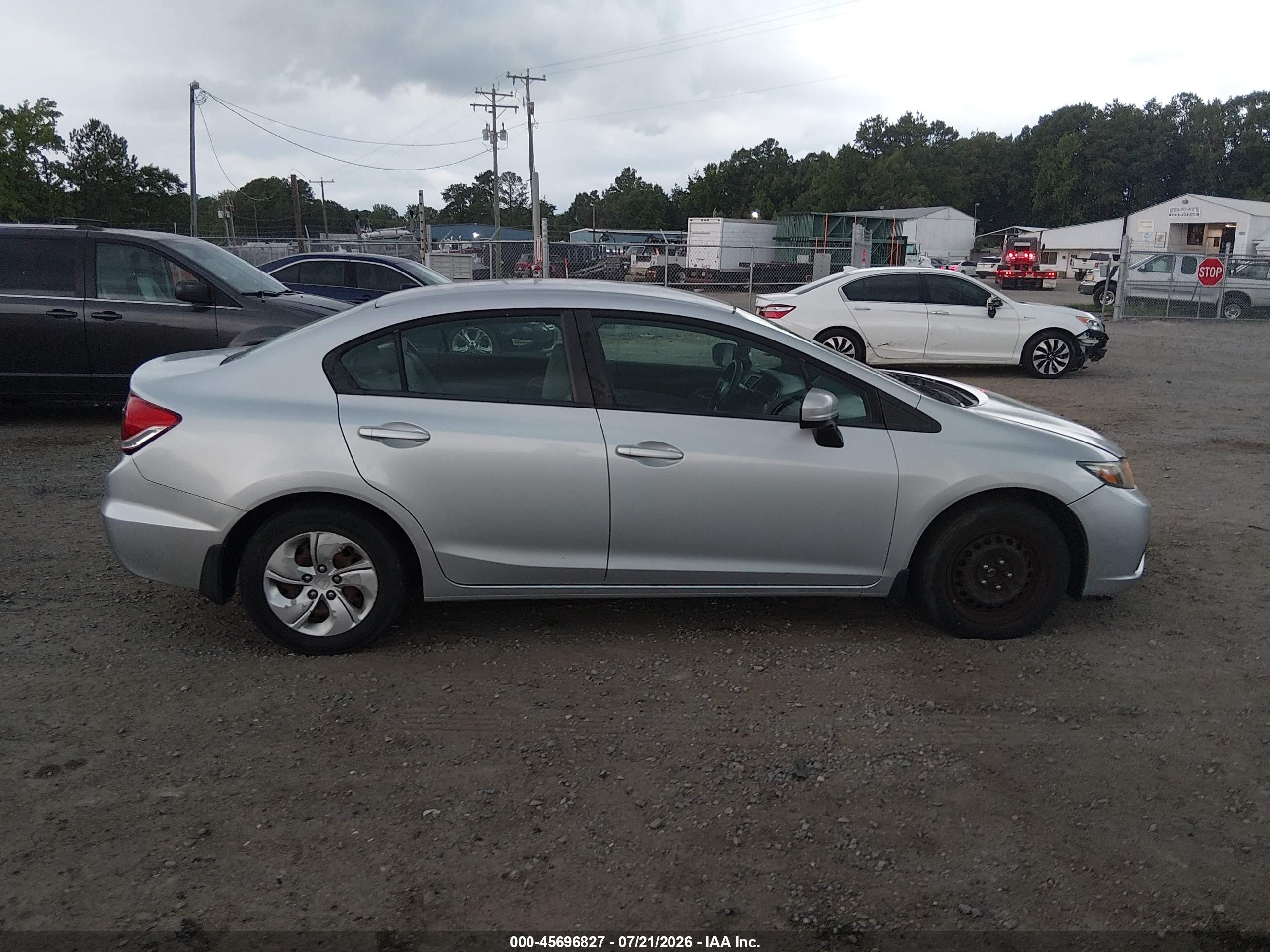 2015 Honda Civic Lx Silver vin: 2HGFB2F5XFH566143