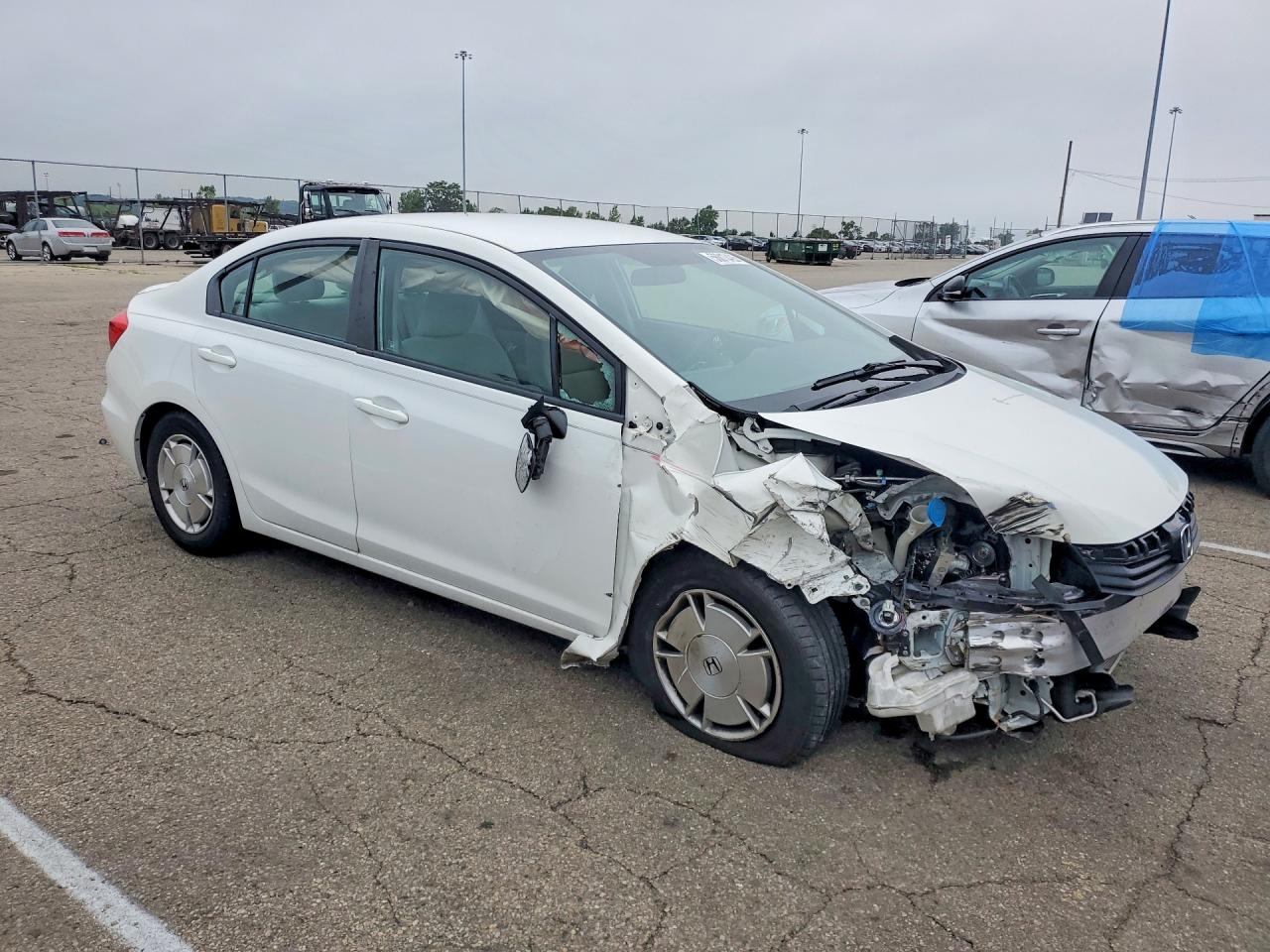 2012 Honda Civic Hf White vin: 2HGFB2F62CH550314