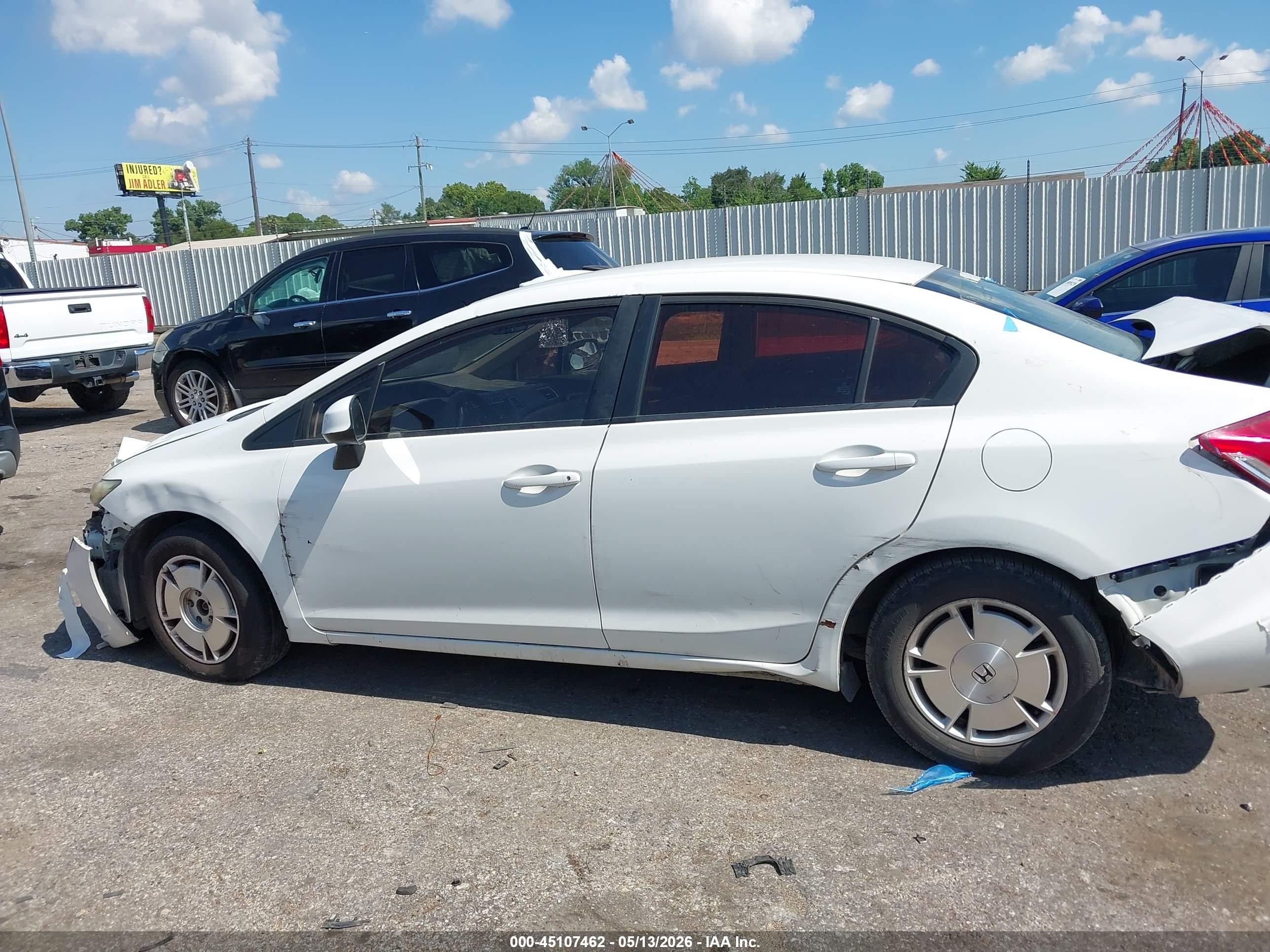 2013 Honda Civic Hf White vin: 2HGFB2F63DH543163