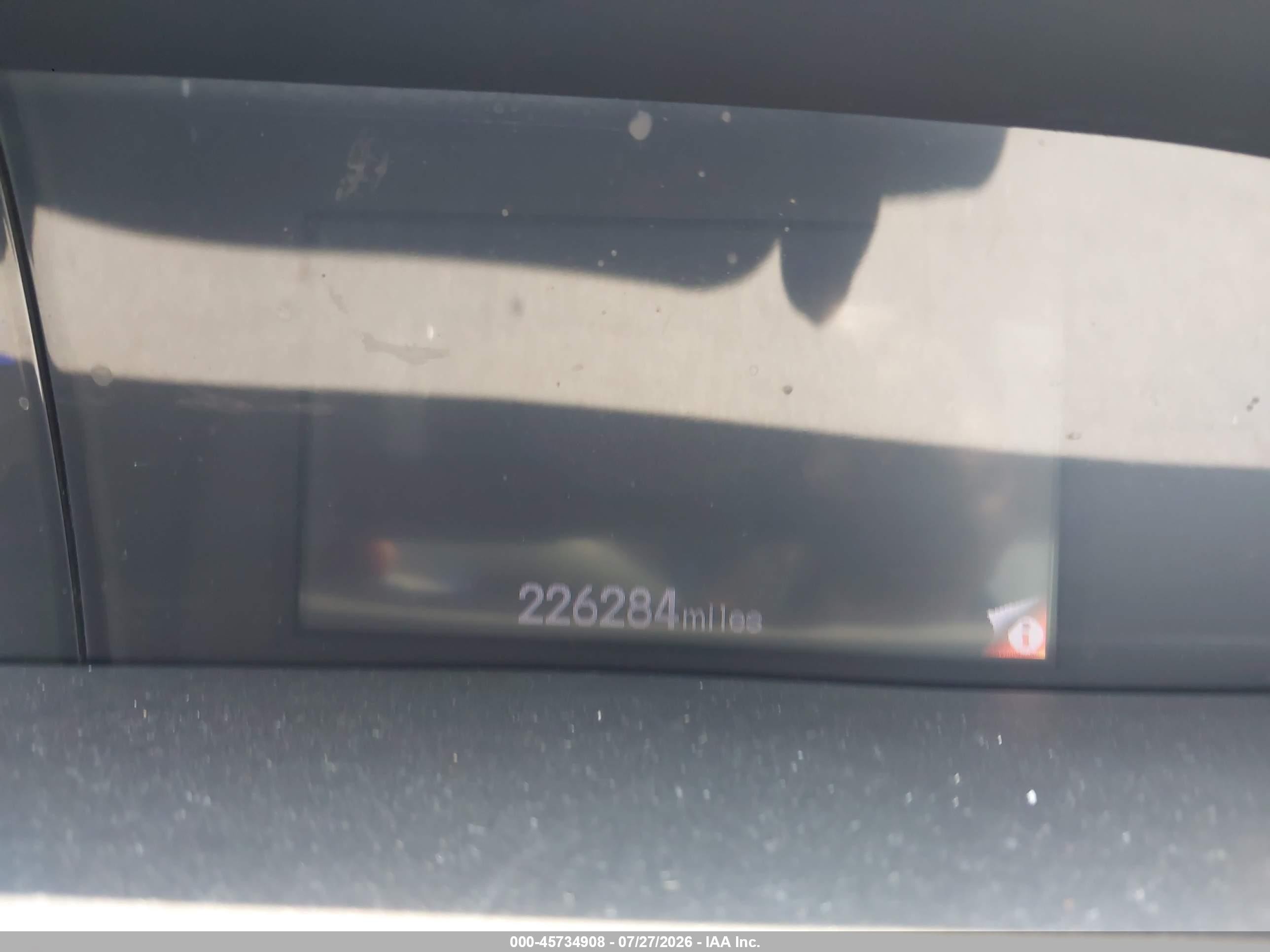 2012 Honda Civic Hf White vin: 2HGFB2F64CH550301