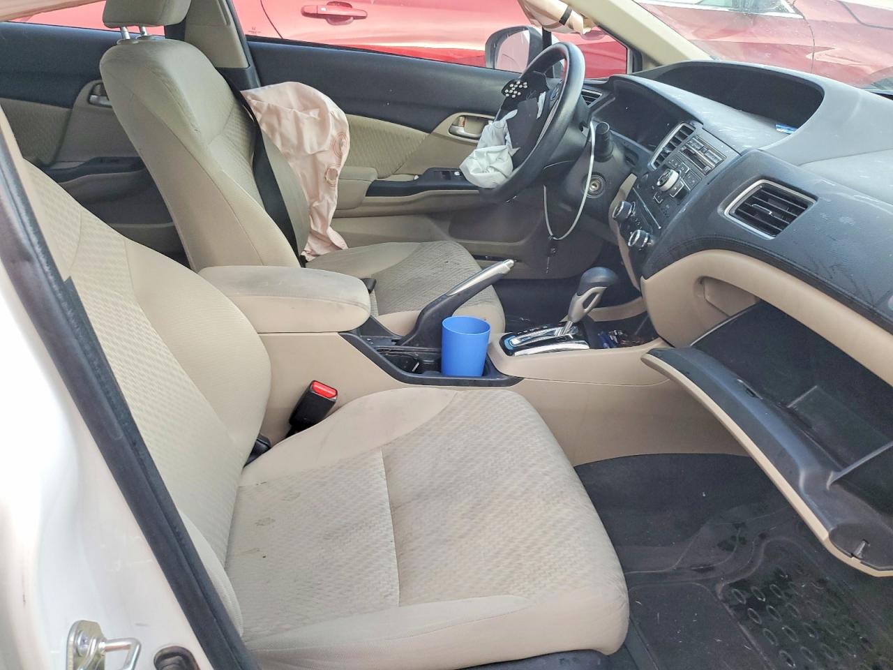 2014 Honda Civic Hf White vin: 2HGFB2F64EH556151