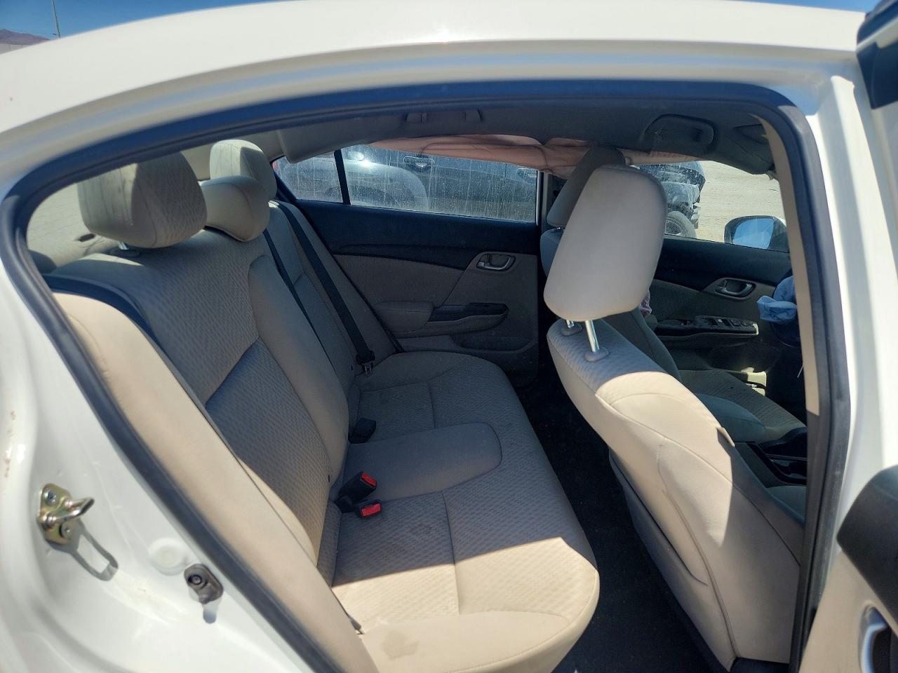 2014 Honda Civic Hf White vin: 2HGFB2F64EH556151