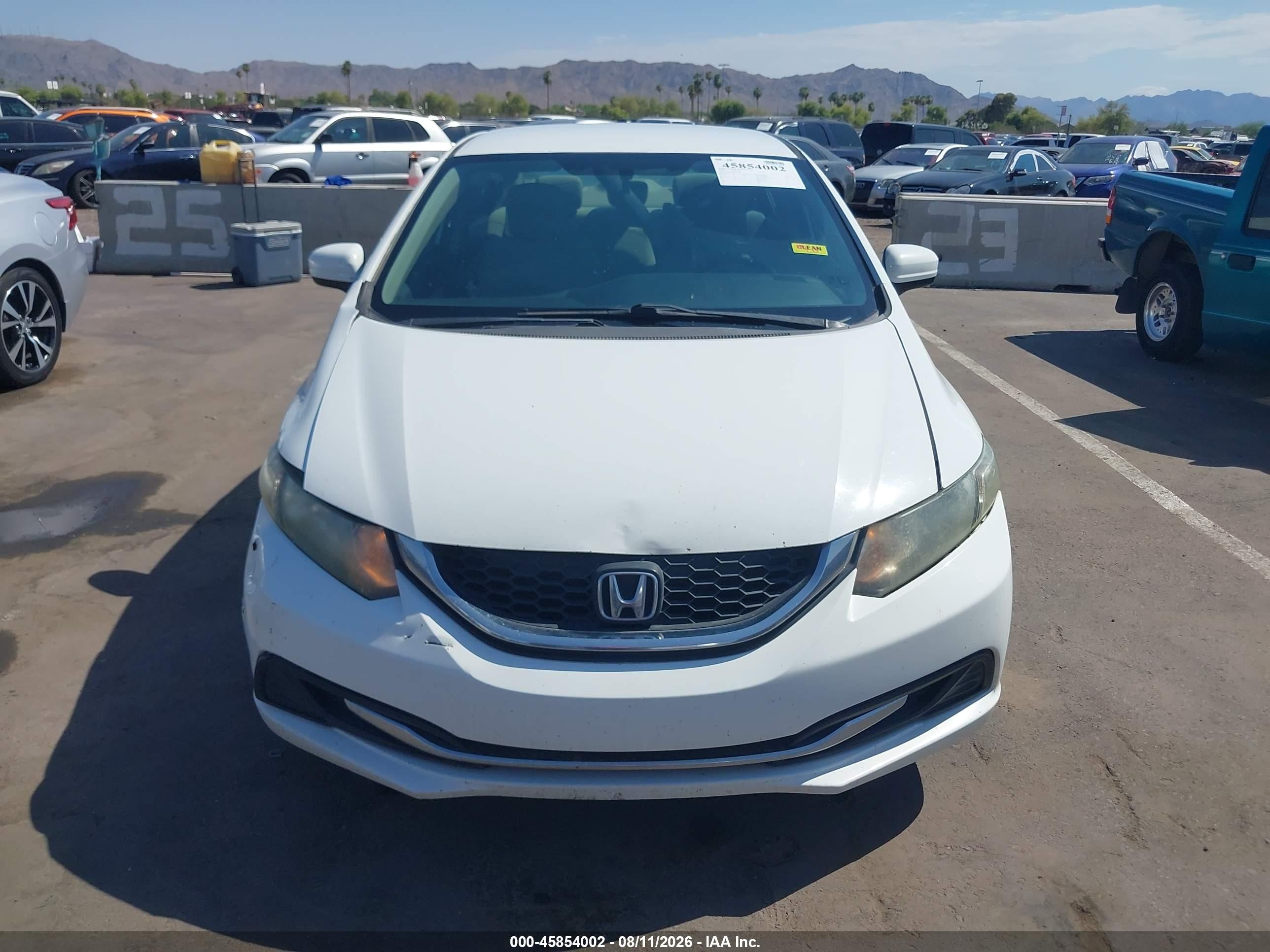 2014 Honda Civic Hf White vin: 2HGFB2F67EH519997