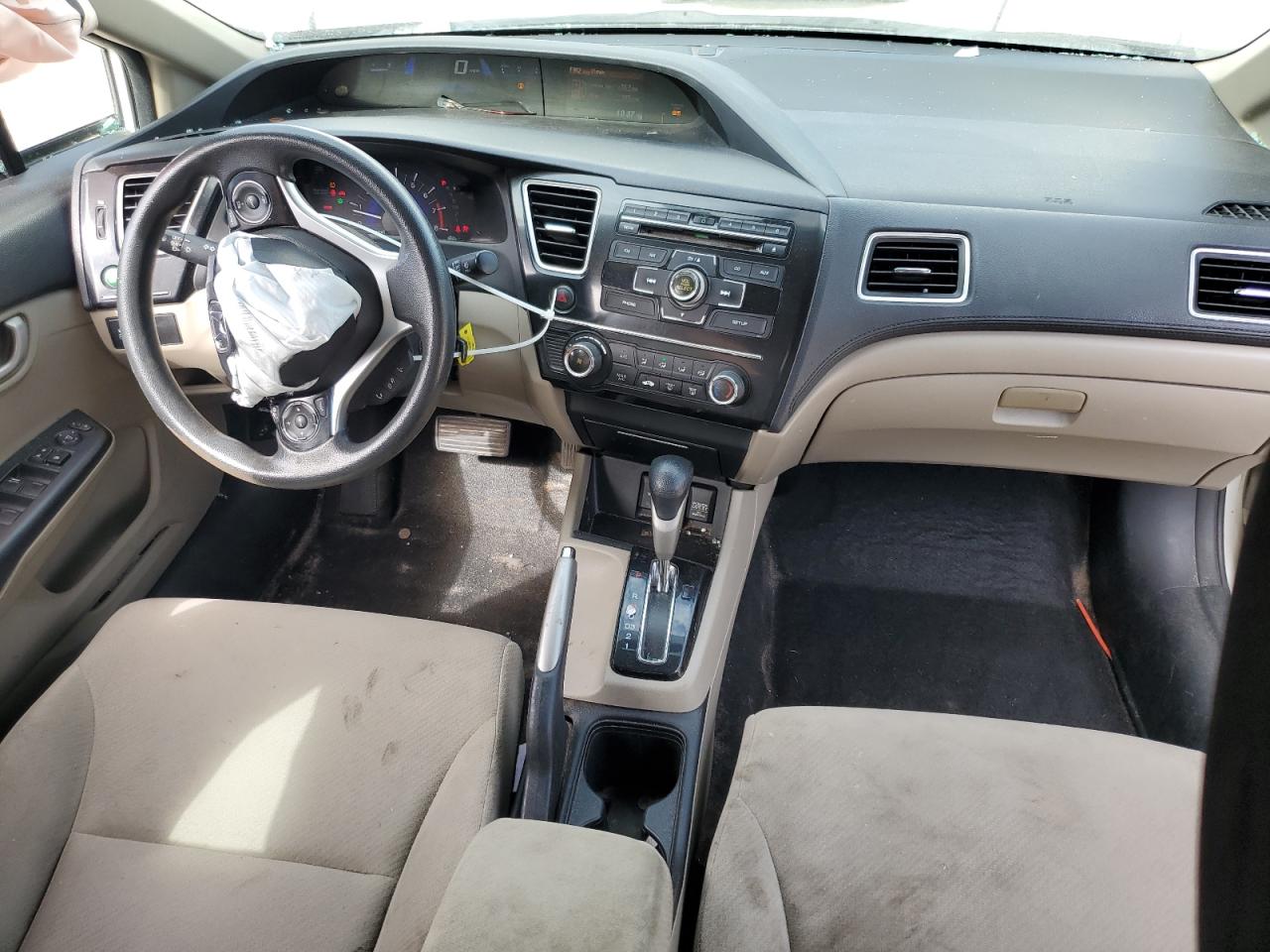 2013 Honda Civic Hf White vin: 2HGFB2F68DH547970