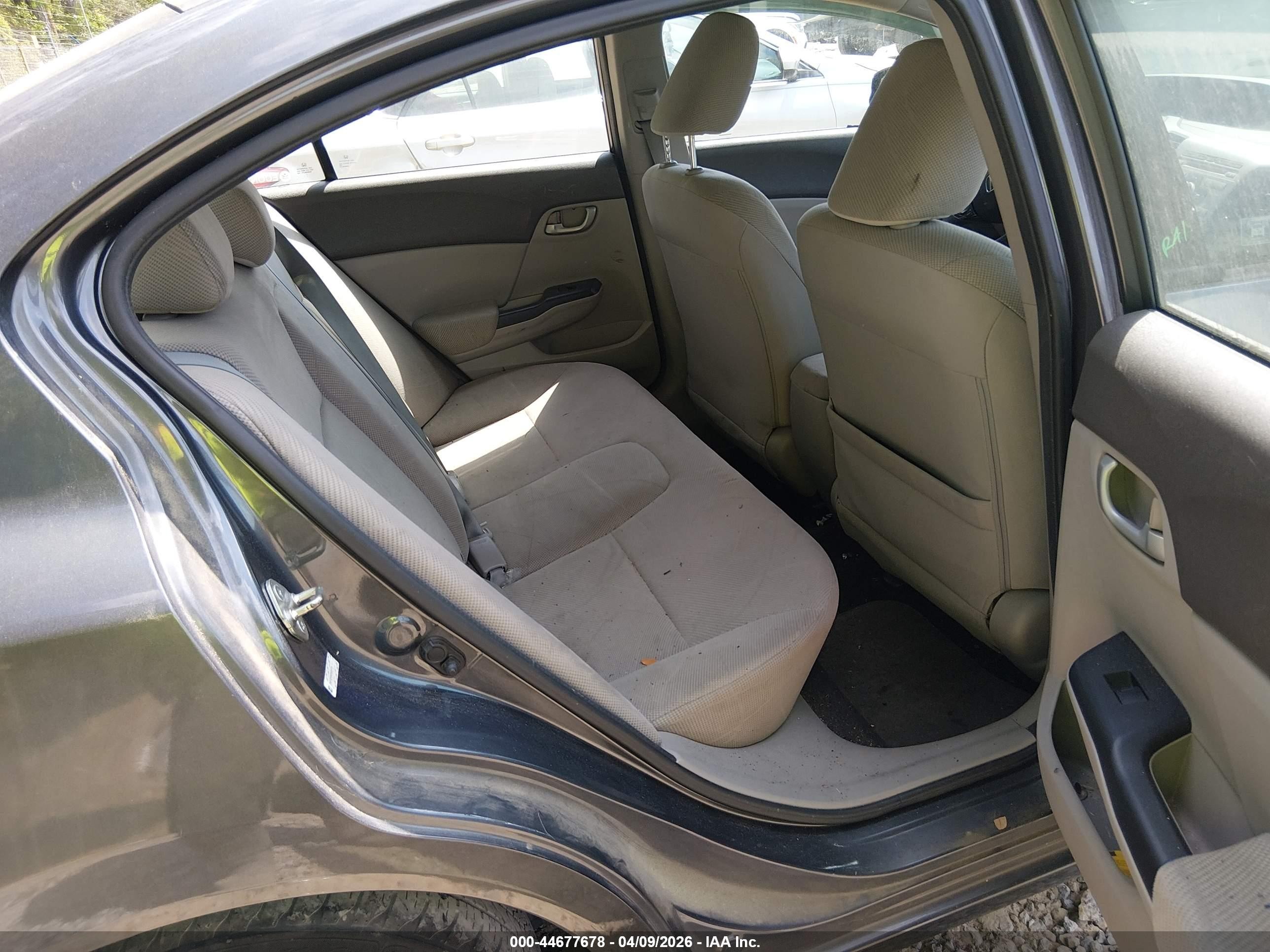 2012 Honda Civic Hf Gray vin: 2HGFB2F69CH555770