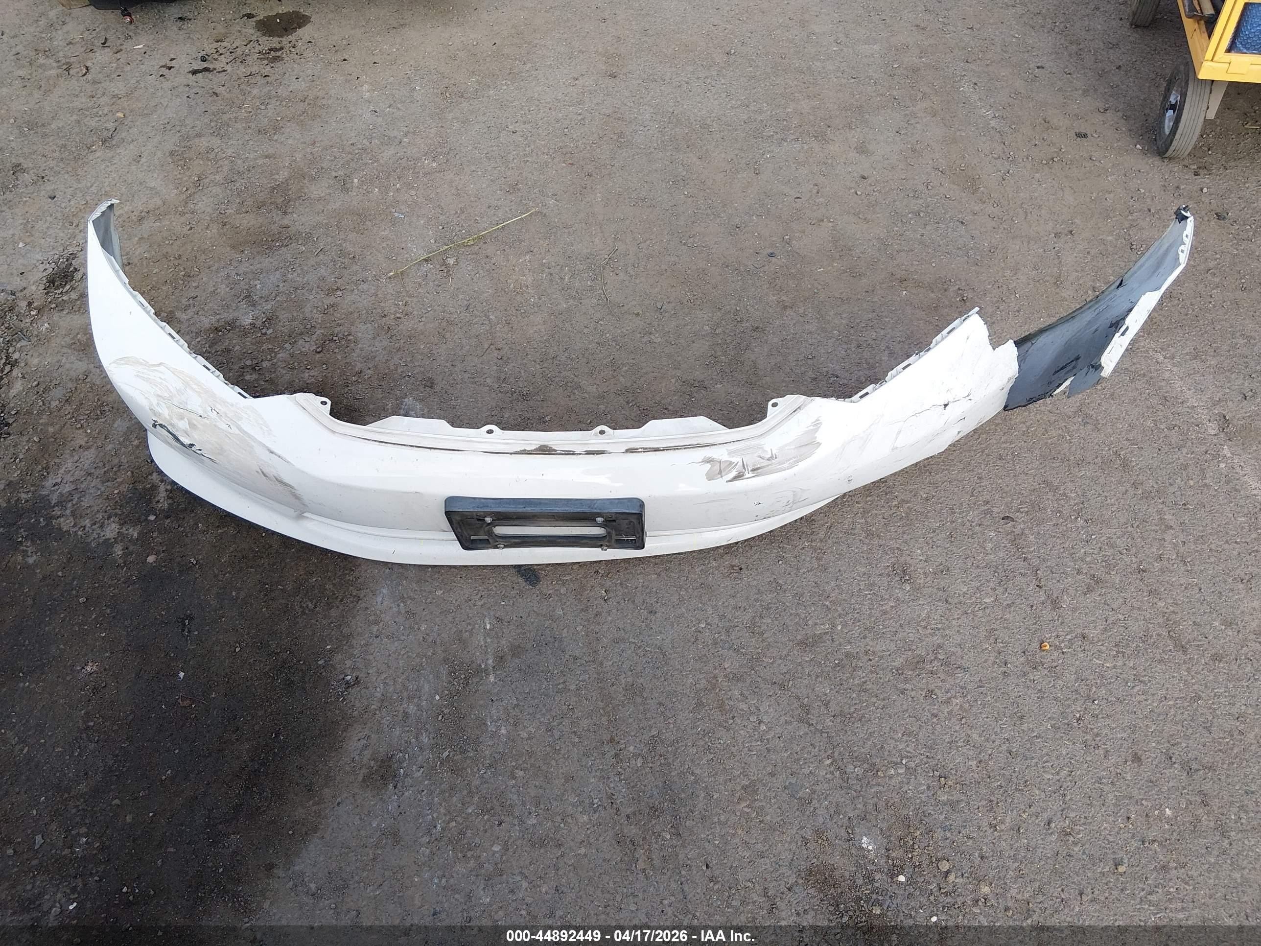 2012 Honda Civic Hf White vin: 2HGFB2F6XCH545328