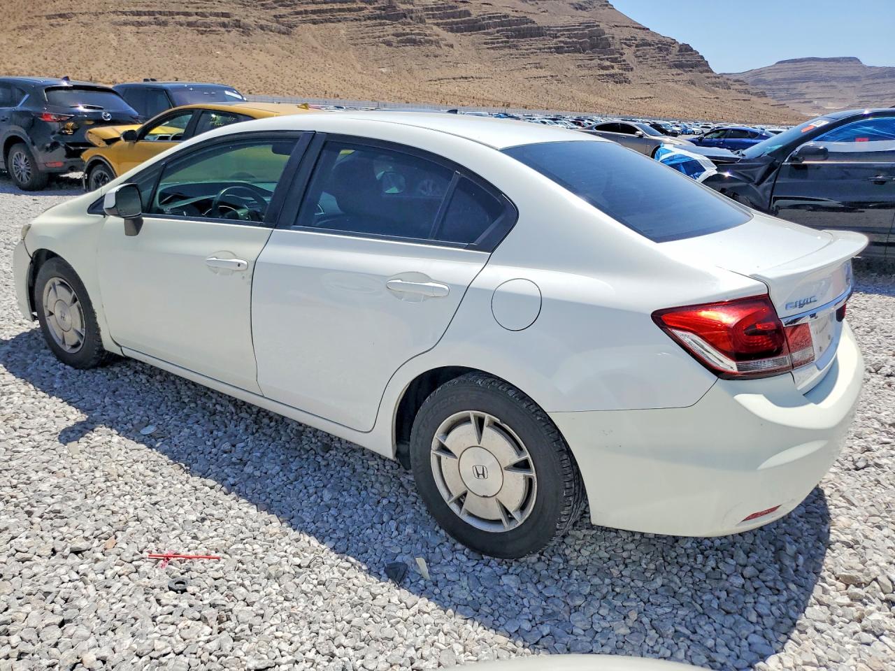 2013 Honda Civic Hf White vin: 2HGFB2F6XDH538350