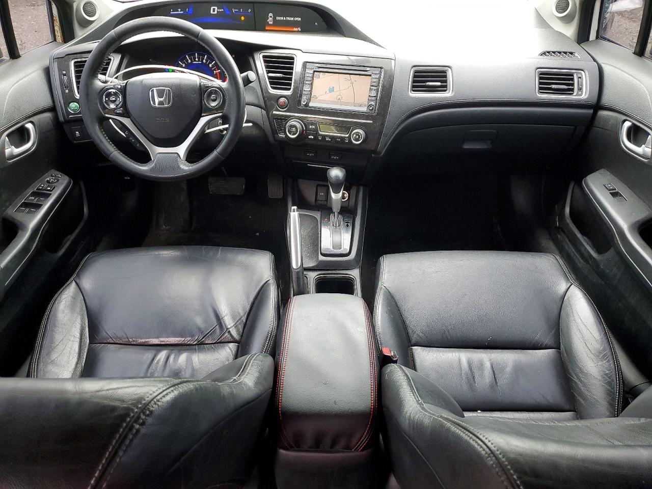 2013 Honda Civic Touring White vin: 2HGFB2F73DH101492