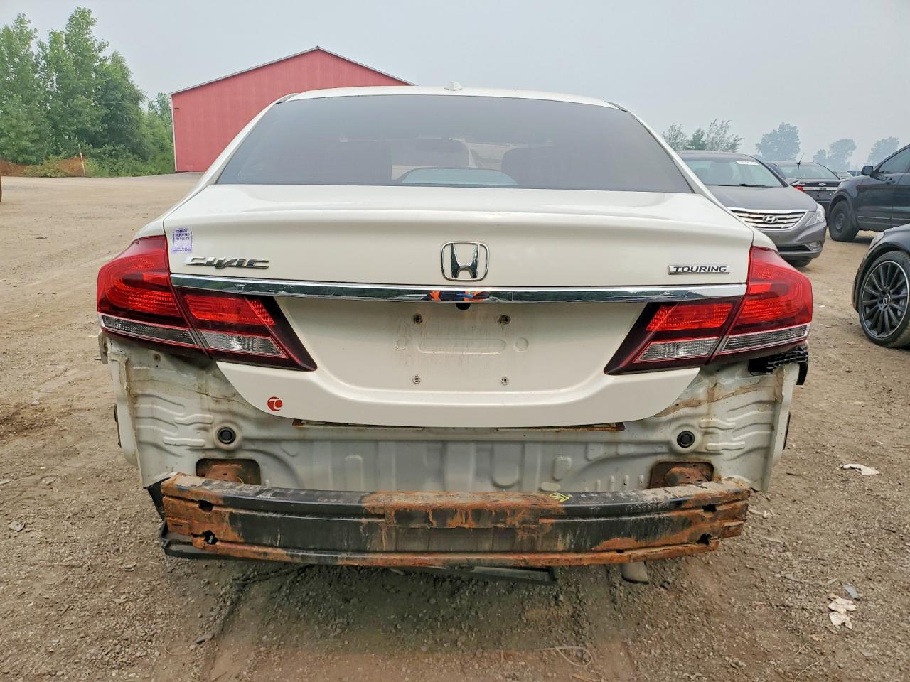 2013 Honda Civic Touring White vin: 2HGFB2F75DH109741