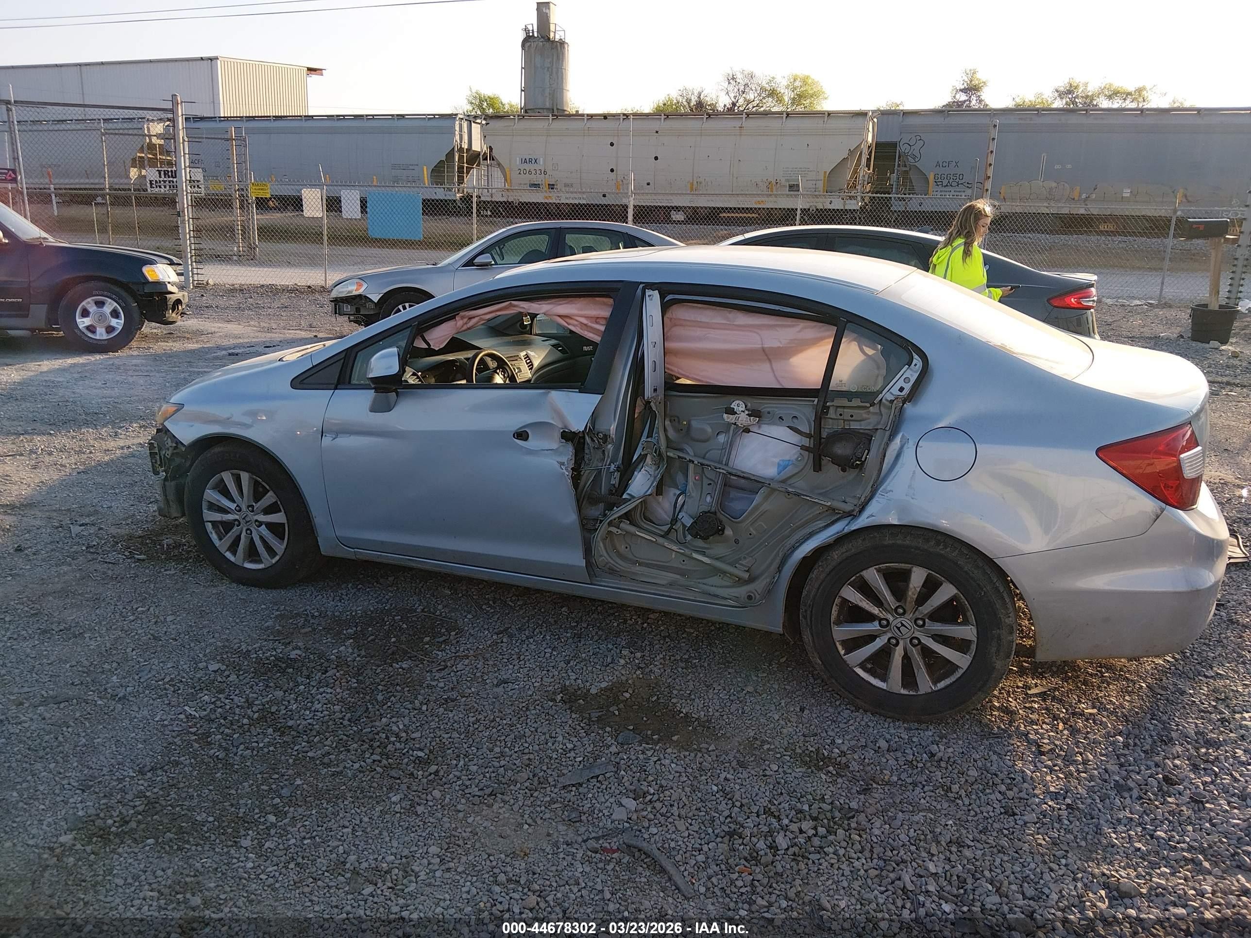 2012 Honda Civic Ex Light Blue vin: 2HGFB2F80CH593602