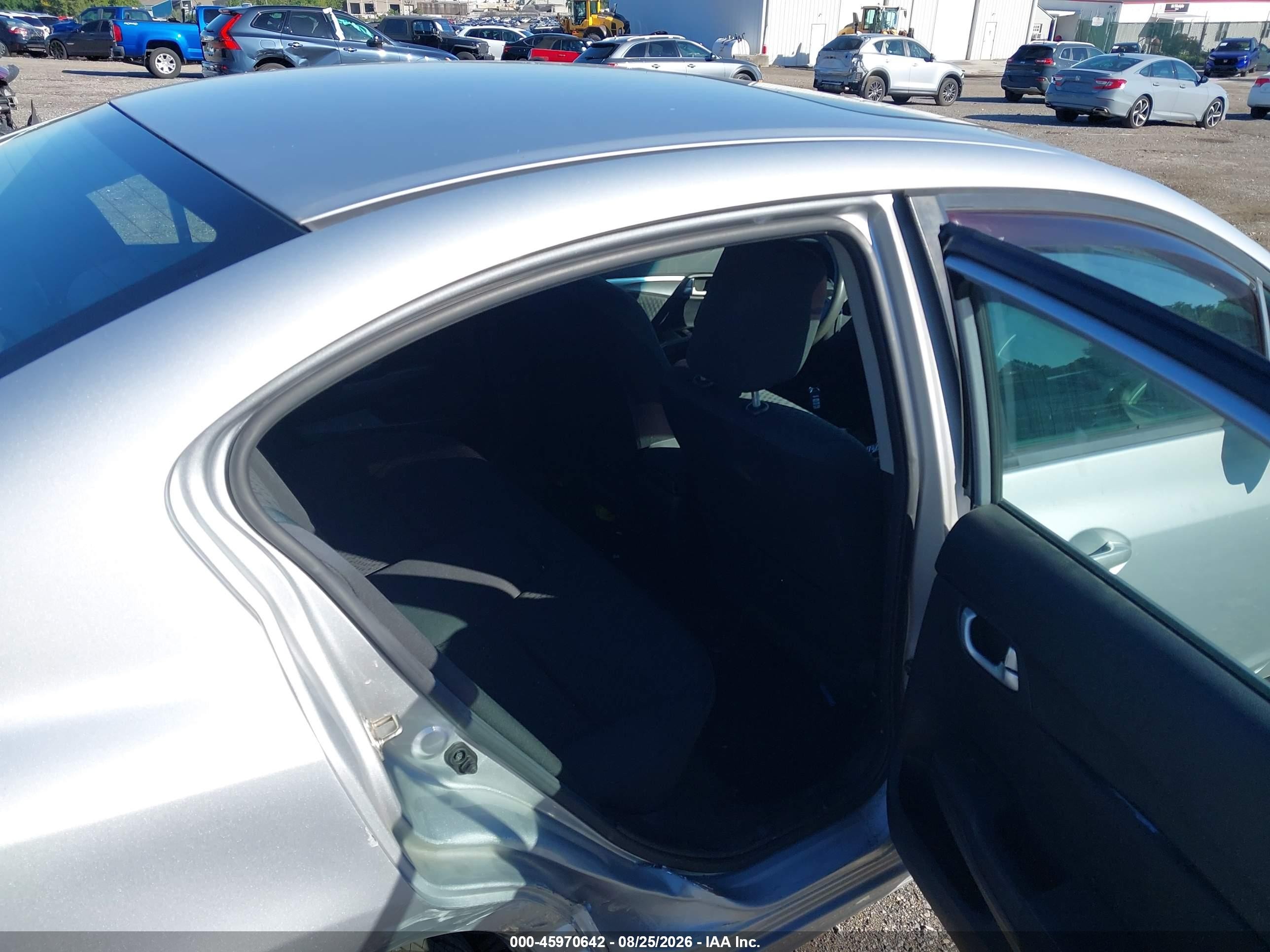 2015 Honda Civic Ex Silver vin: 2HGFB2F80FH508360