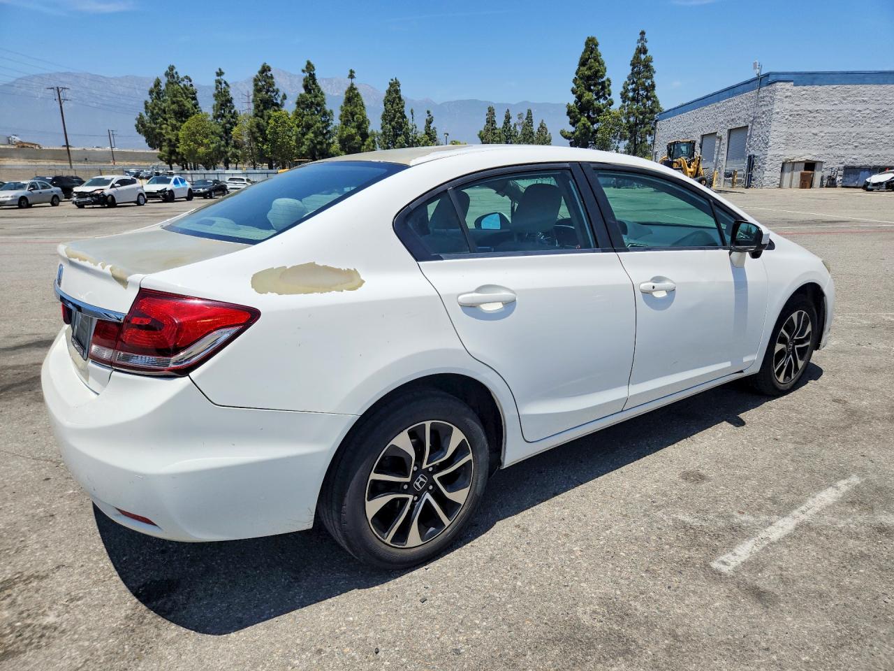 2015 Honda Civic Ex Белый vin: 2HGFB2F81FH551024