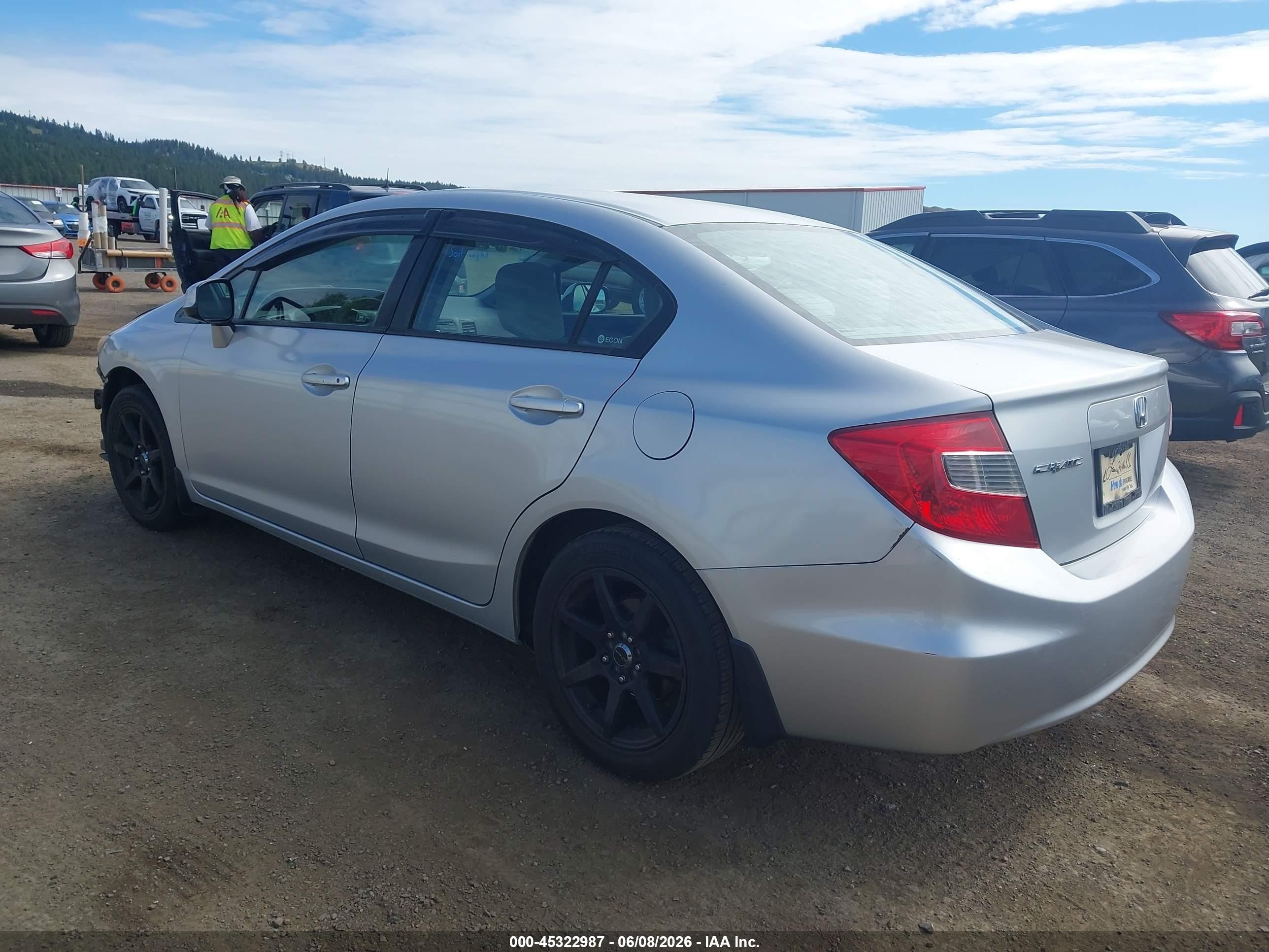 2012 Honda Civic Ex Silver vin: 2HGFB2F82CH588045