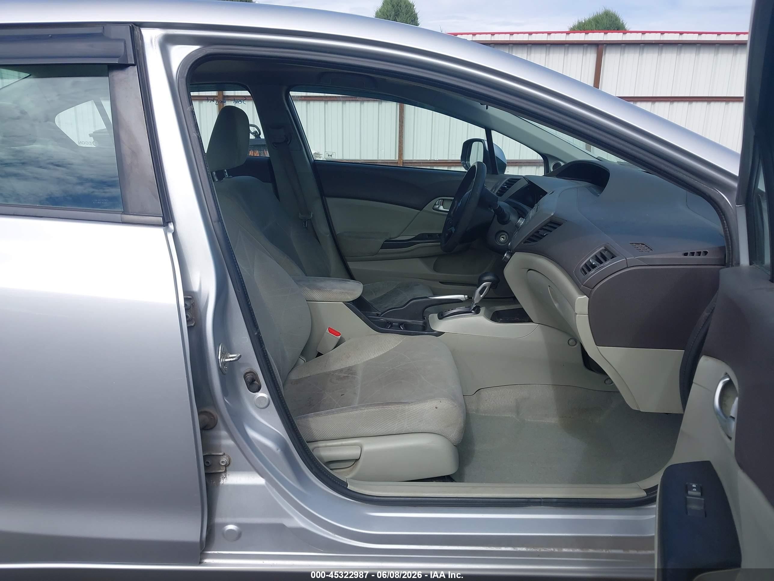 2012 Honda Civic Ex Silver vin: 2HGFB2F82CH588045