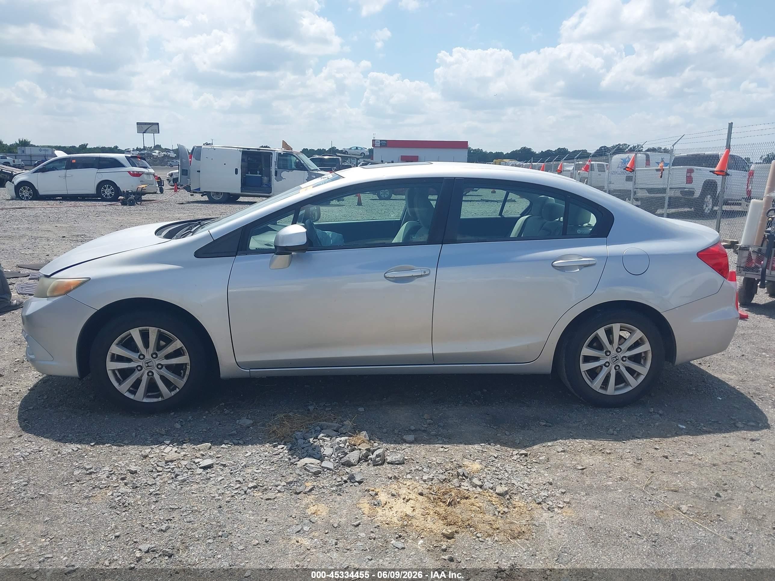 2012 Honda Civic Ex Silver vin: 2HGFB2F83CH319858