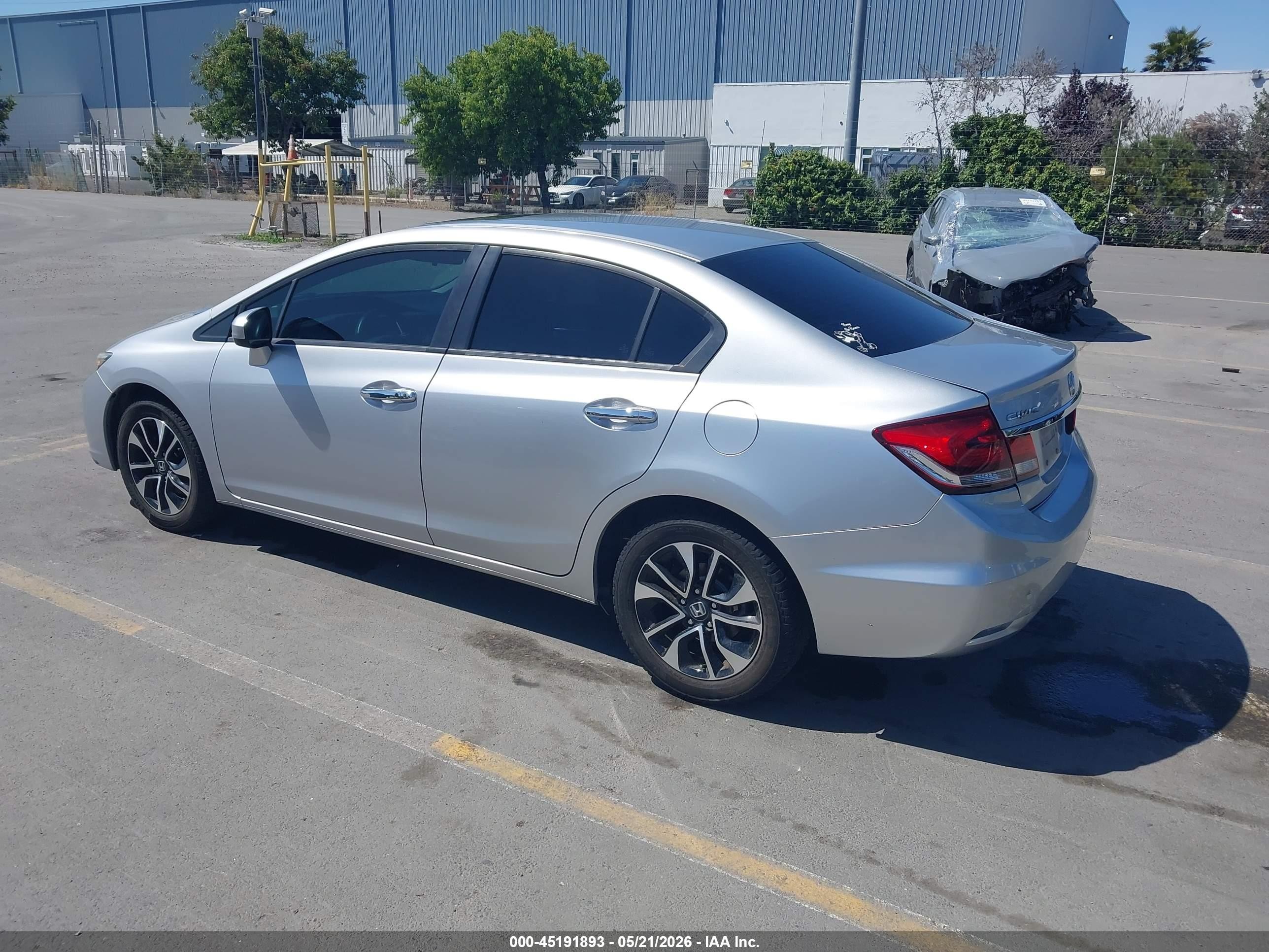 2015 Honda Civic Ex Silver vin: 2HGFB2F84FH520172
