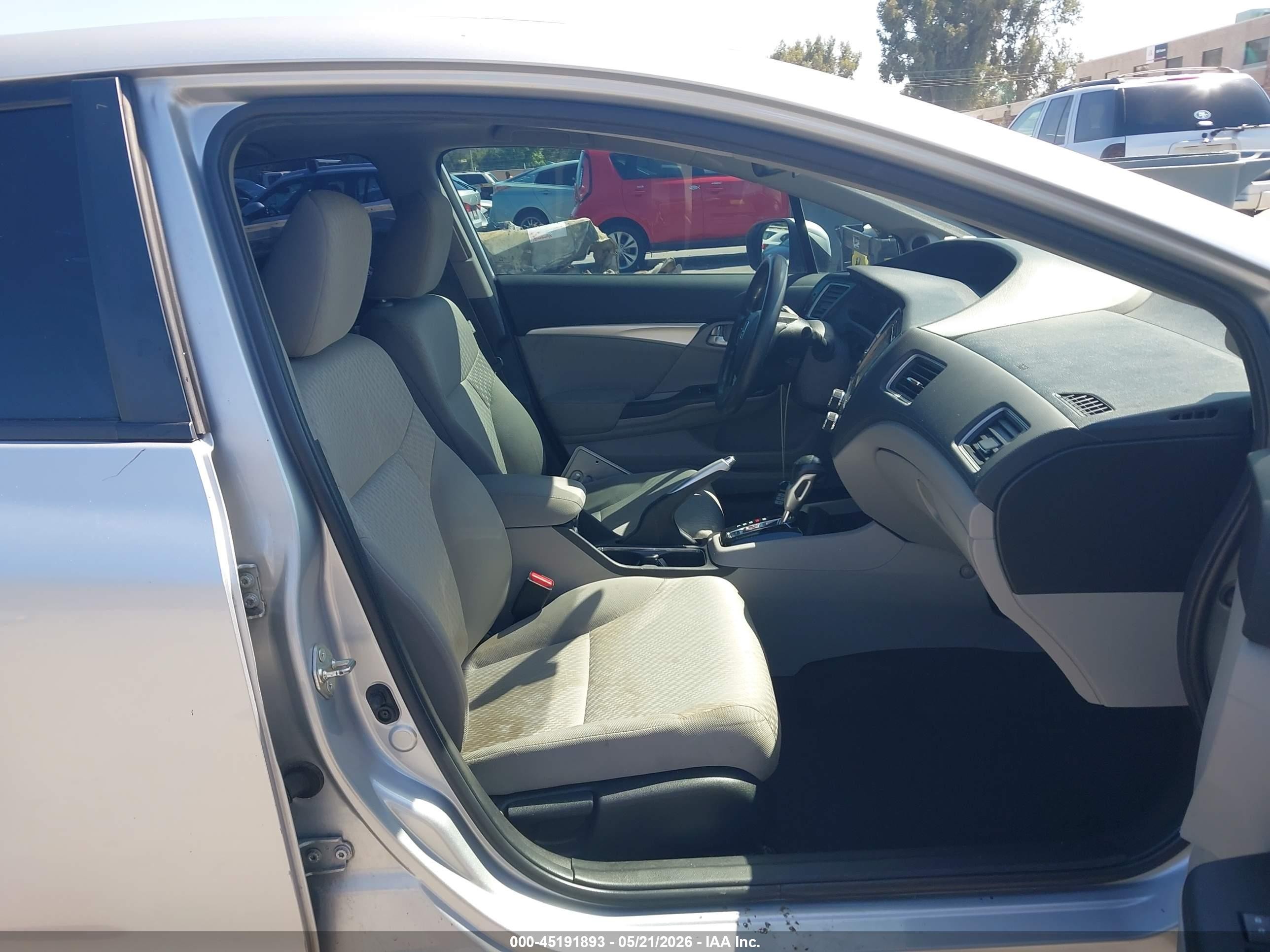 2015 Honda Civic Ex Silver vin: 2HGFB2F84FH520172