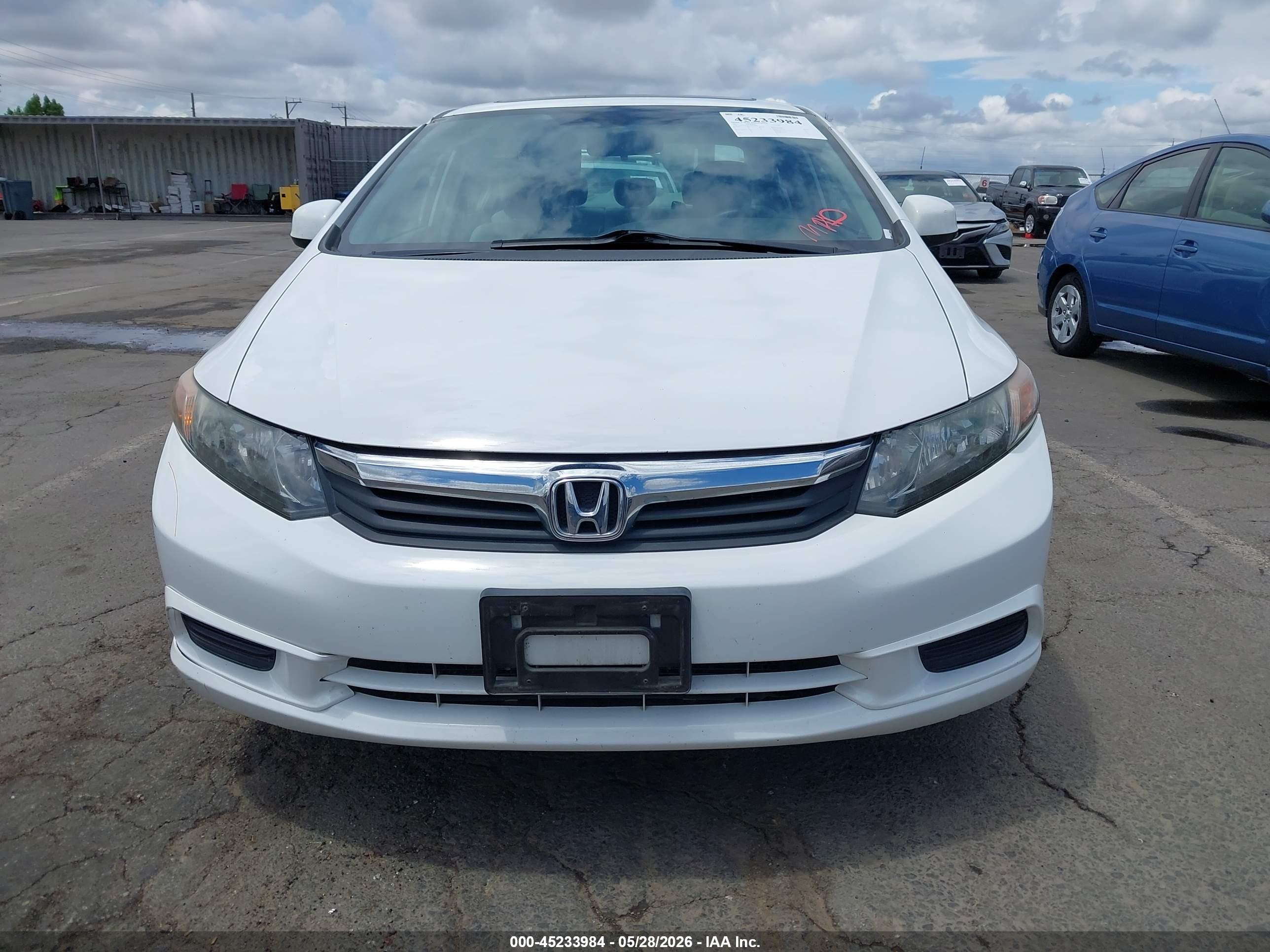 2012 Honda Civic Ex White vin: 2HGFB2F85CH524405