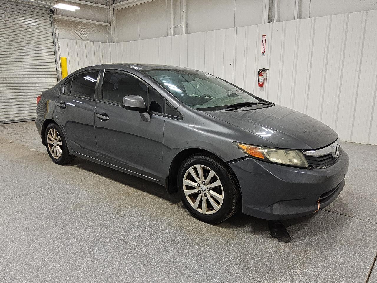 2012 Honda Civic Ex Gray vin: 2HGFB2F86CH307817 Damage: Right Head Lamp, Cracked, Replacement Required