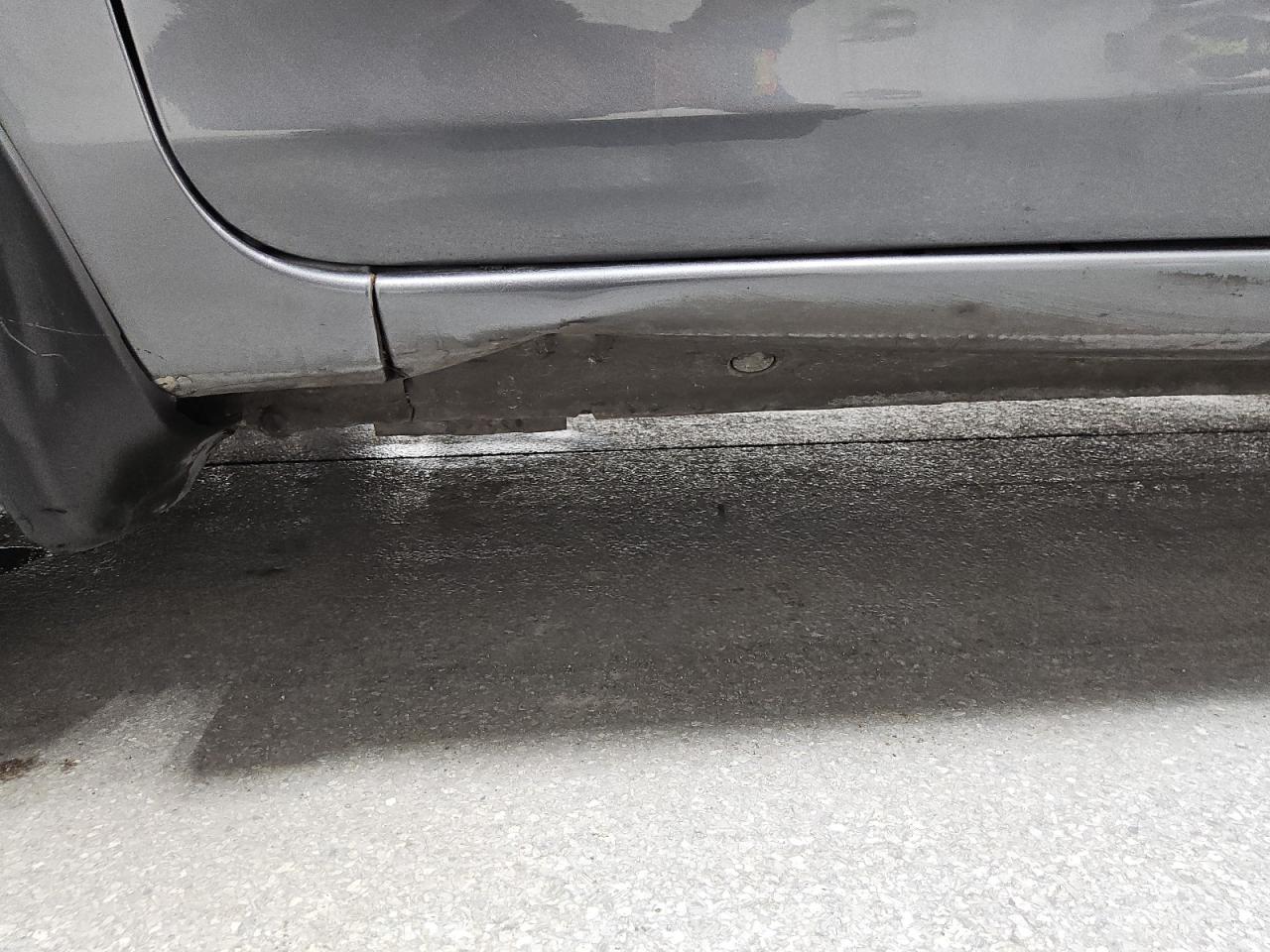 2012 Honda Civic Ex Gray vin: 2HGFB2F86CH307817 Damage: Left Rocker Panel, Dent(S) W/ Paint Dmg, 6 To 7 Inches