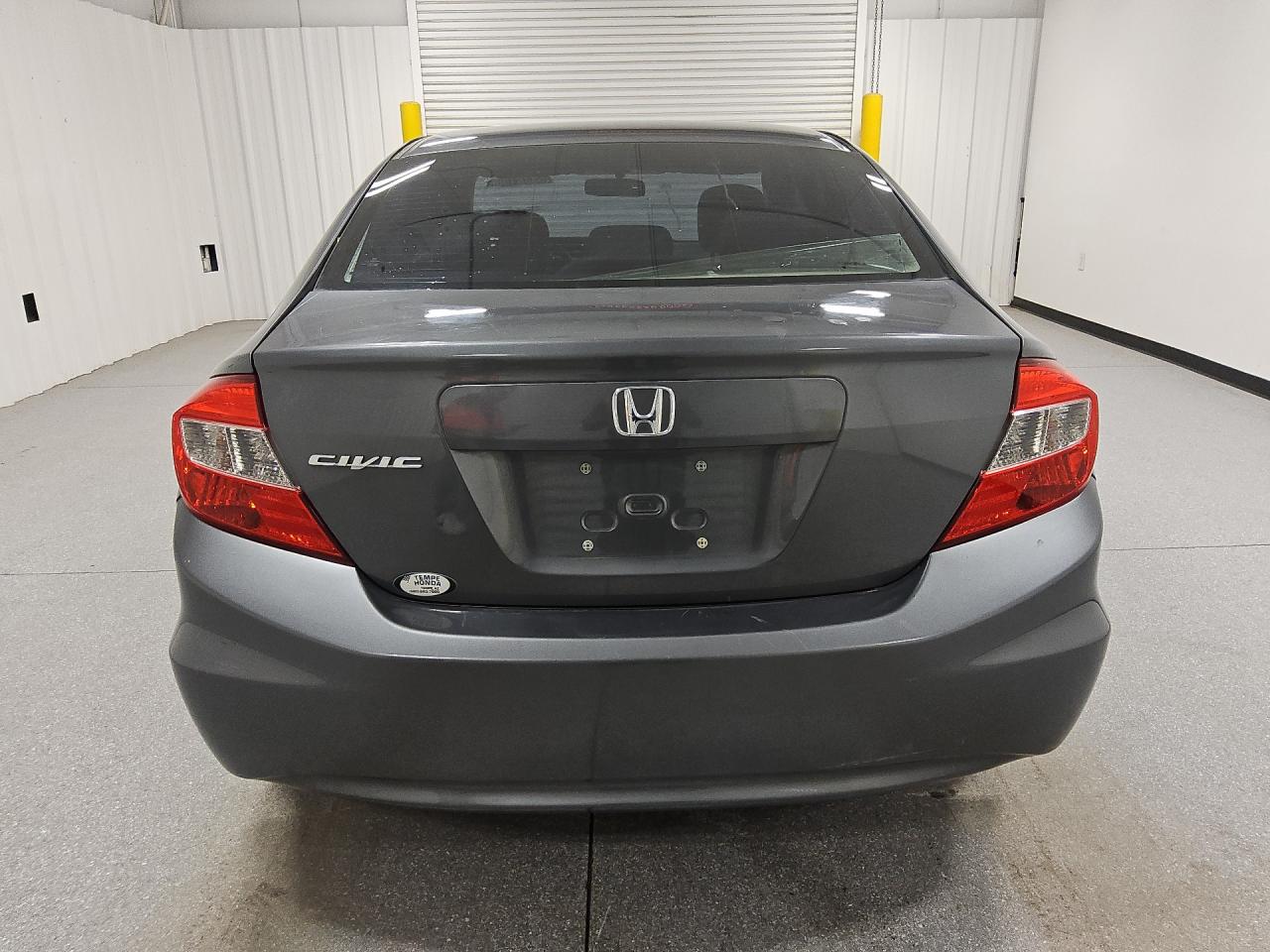 2012 Honda Civic Ex Gray vin: 2HGFB2F86CH307817 Damage: Right Rear Tail Lamp Bulb, Broken, Replacement Required