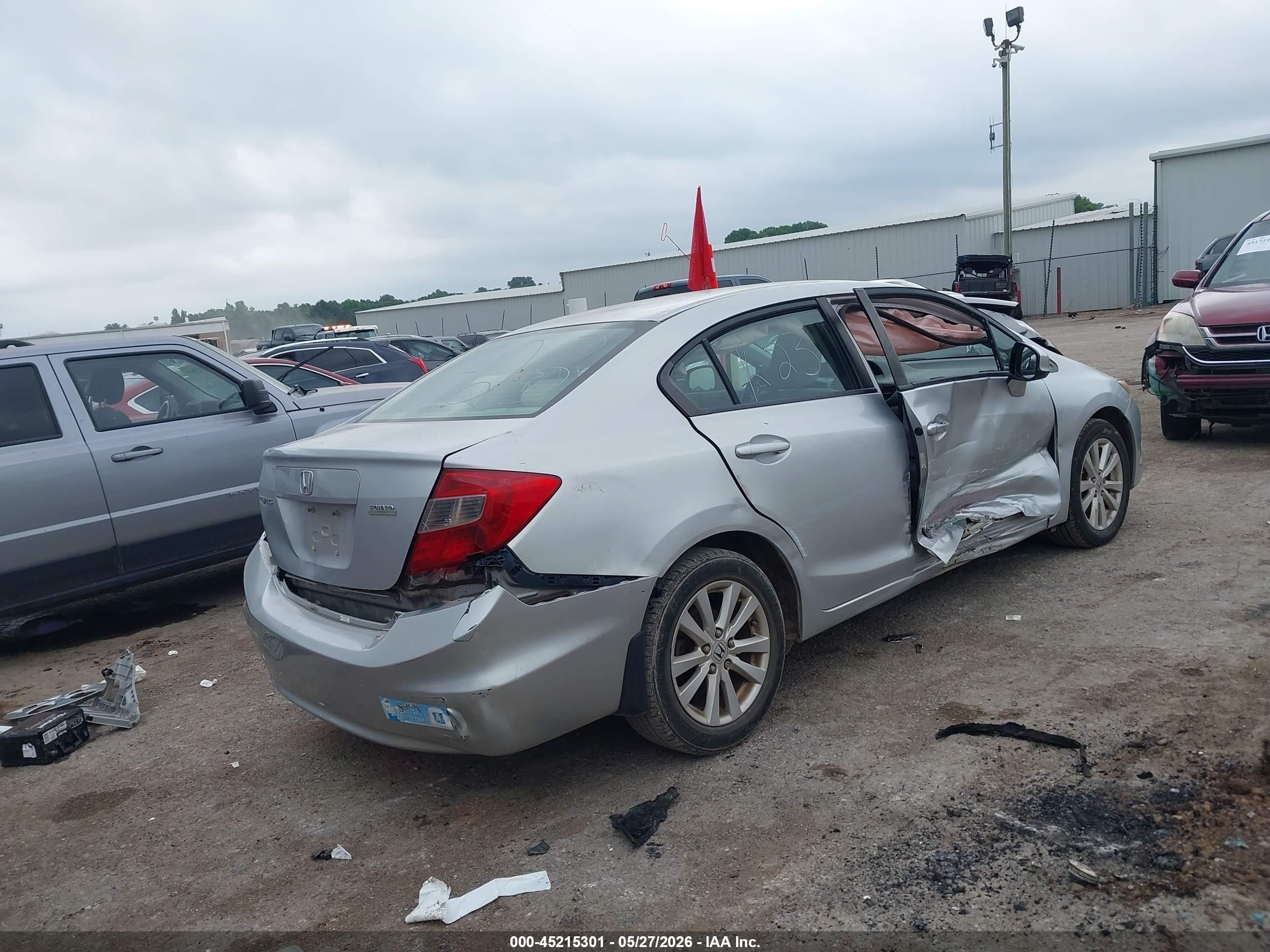 2012 Honda Civic Ex Silver vin: 2HGFB2F86CH598917
