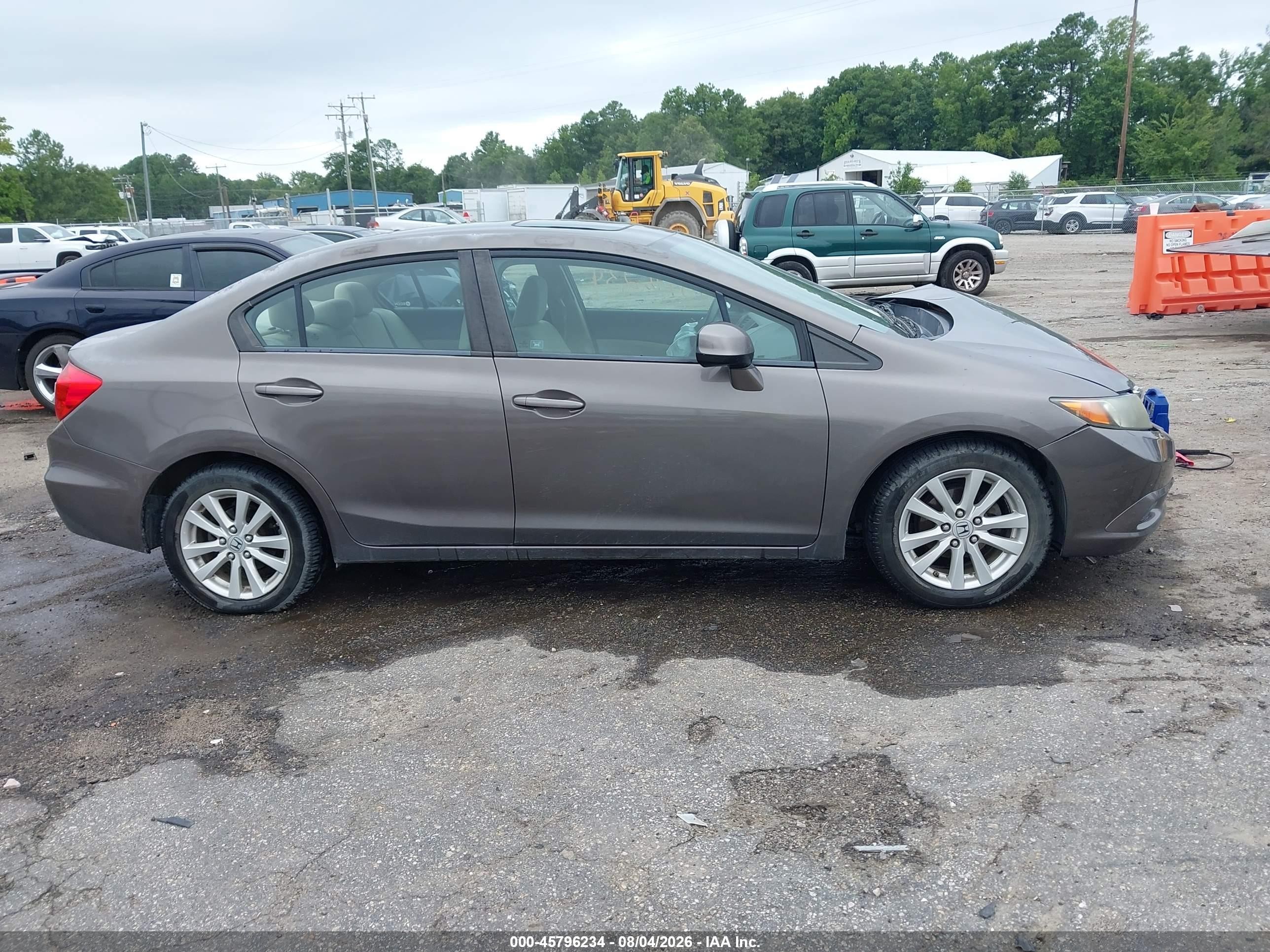 2012 Honda Civic Ex Brown vin: 2HGFB2F87CH551606