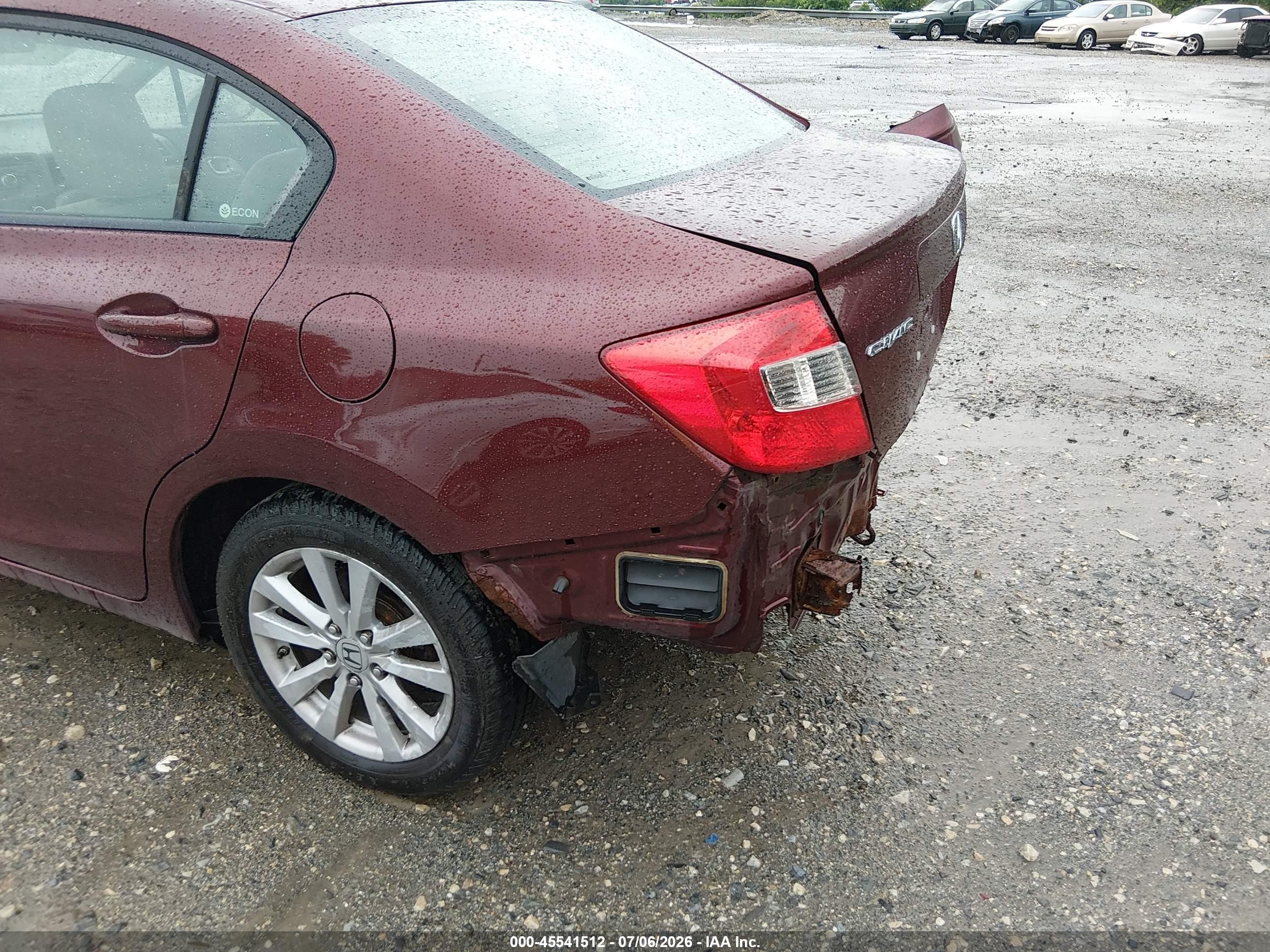 2012 Honda Civic Ex Maroon vin: 2HGFB2F88CH600912