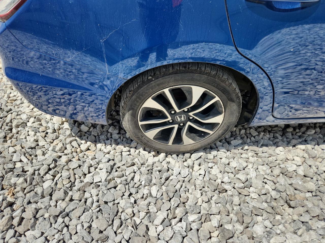 2015 Honda Civic Ex Blue vin: 2HGFB2F88FH561825 Damage: Right Rear Tire, Worn, Replacement Required