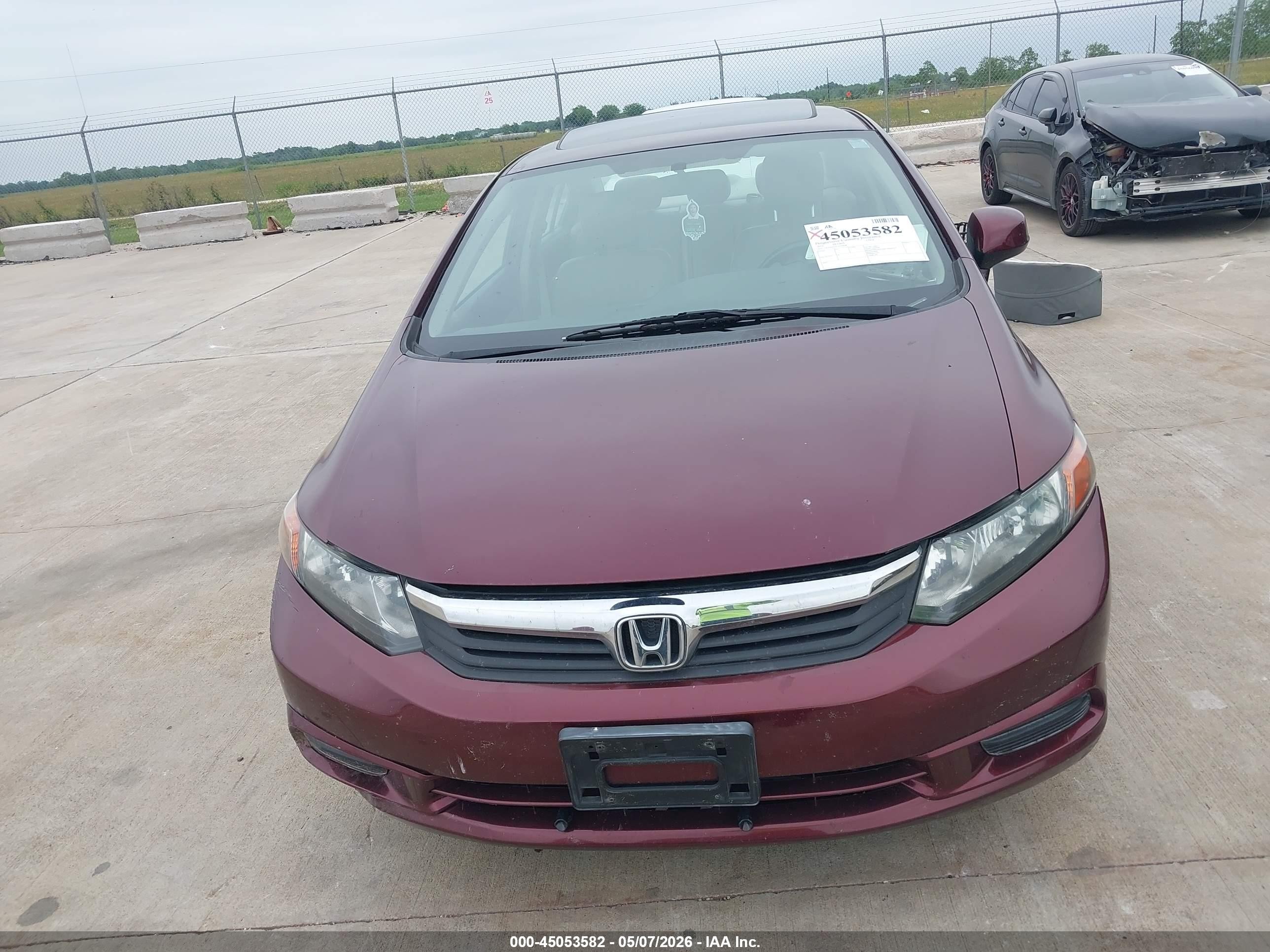 2012 Honda Civic Ex-l Burgundy vin: 2HGFB2F93CH539008