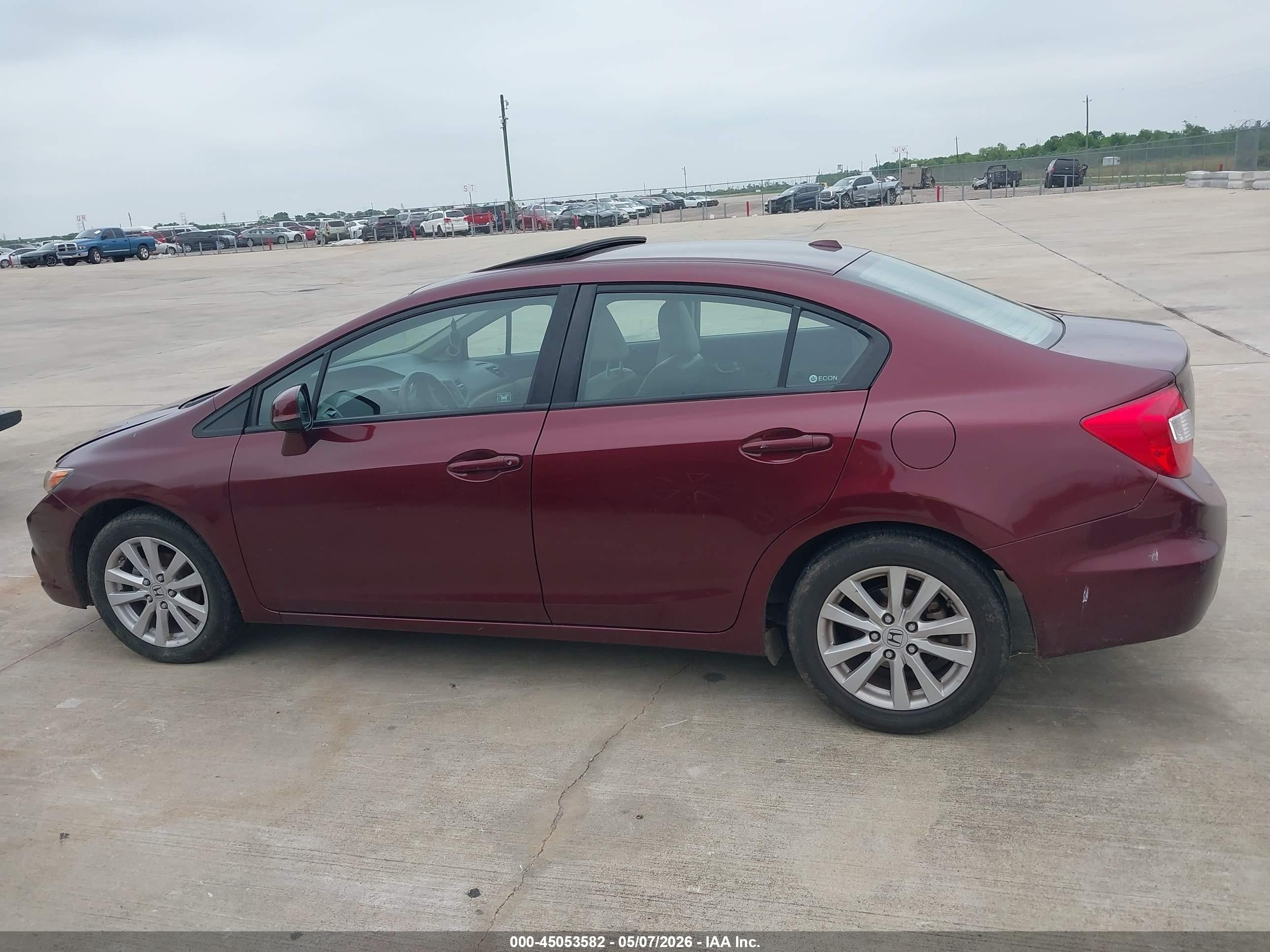 2012 Honda Civic Ex-l Burgundy vin: 2HGFB2F93CH539008