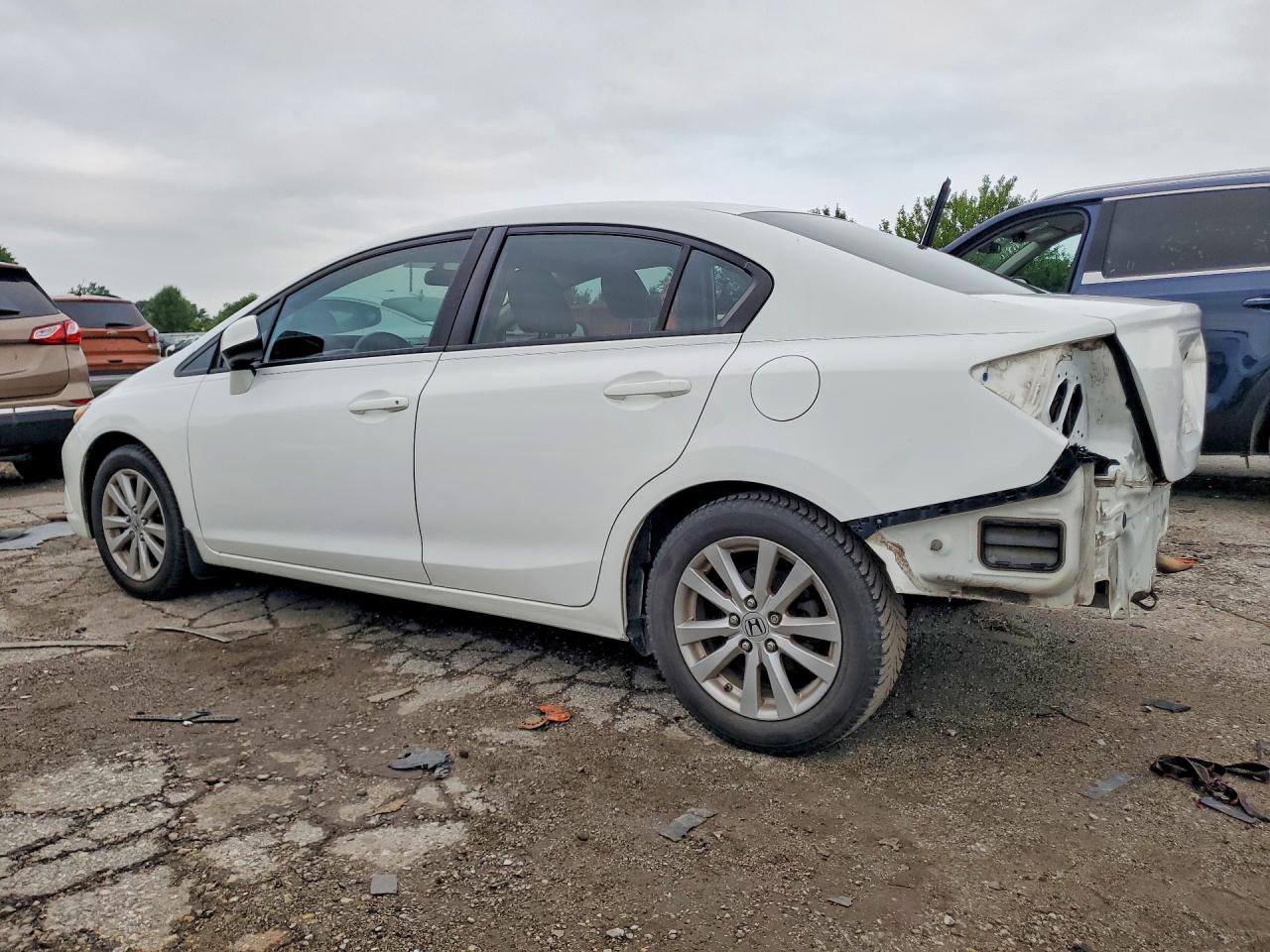 2012 Honda Civic Exl White vin: 2HGFB2F95CH322740