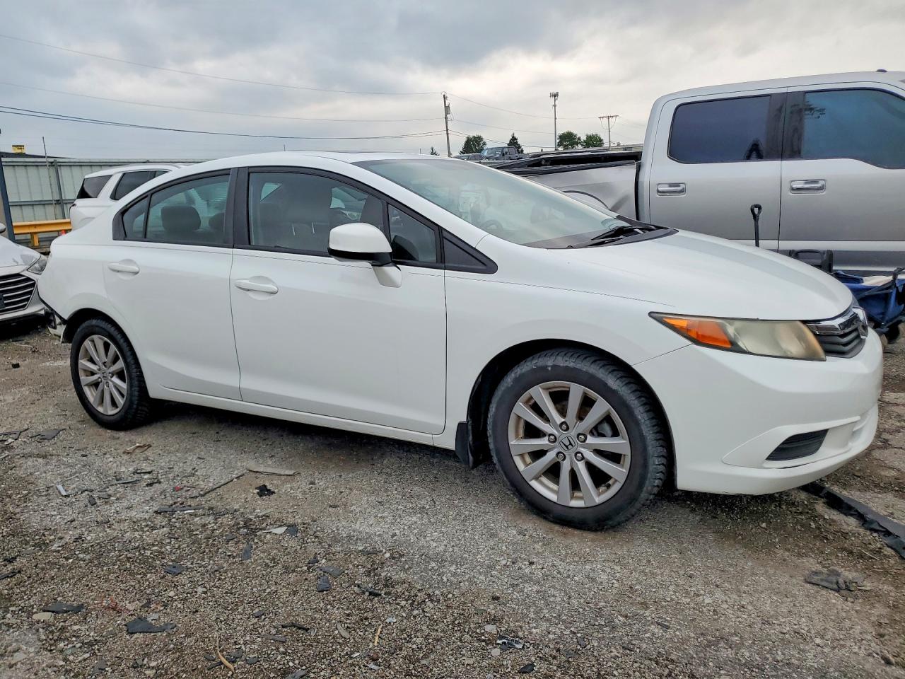 2012 Honda Civic Exl White vin: 2HGFB2F95CH322740