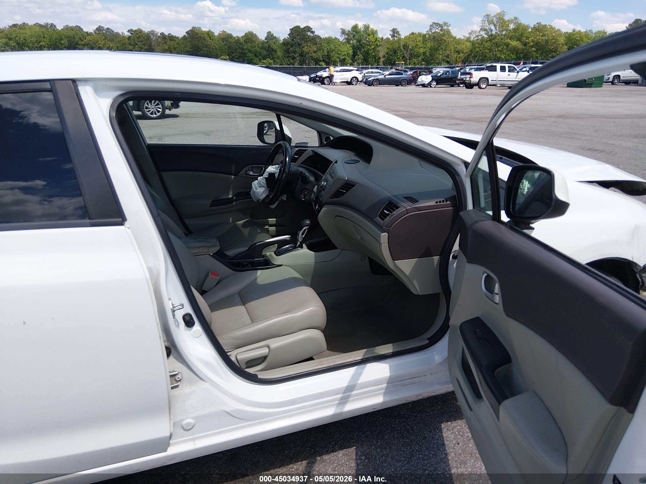 2012 Honda Civic Ex-l White vin: 2HGFB2F95CH322768