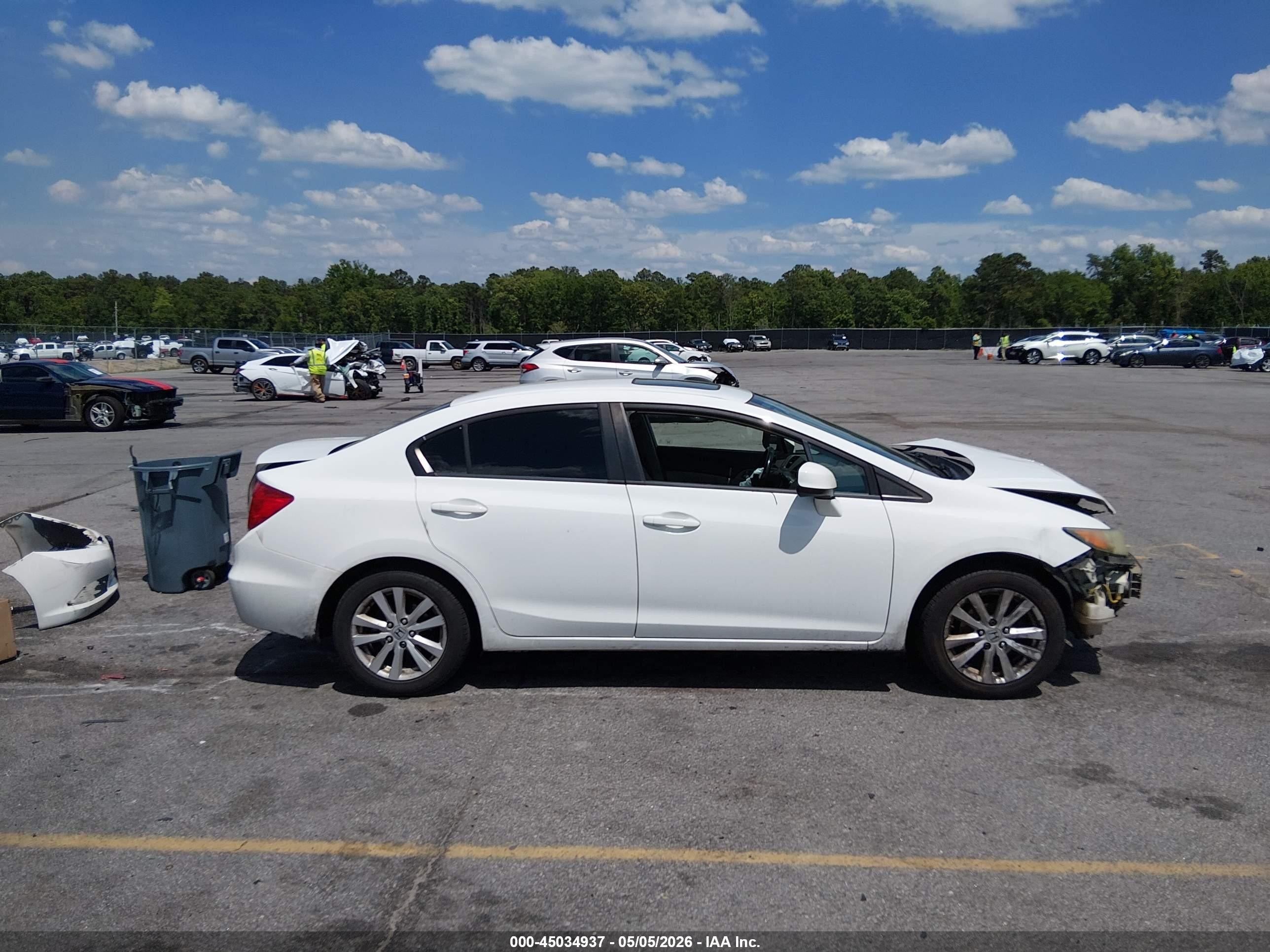 2012 Honda Civic Ex-l White vin: 2HGFB2F95CH322768