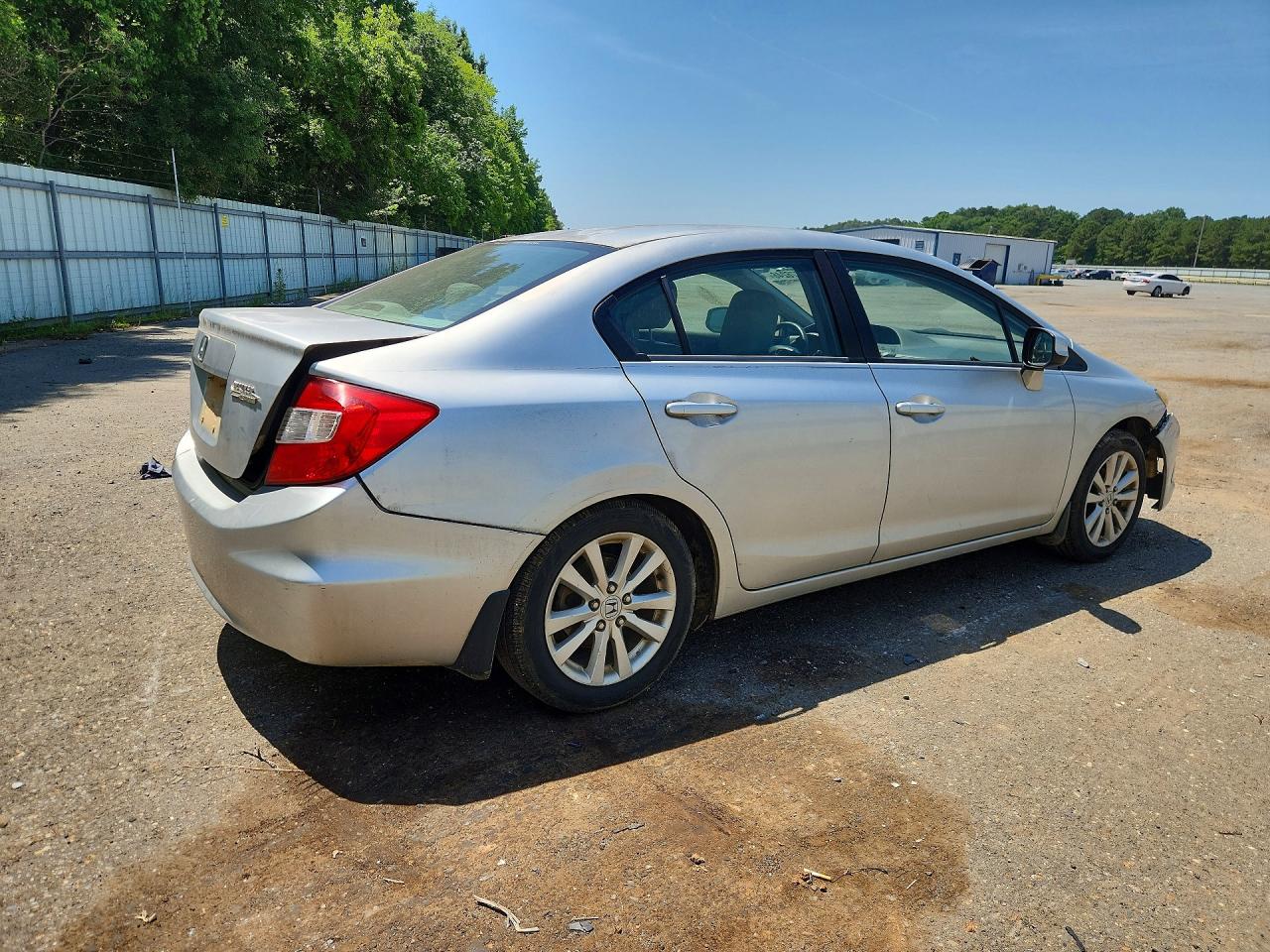 2012 Honda Civic Silver vin: 2HGFB2F9XCH547137