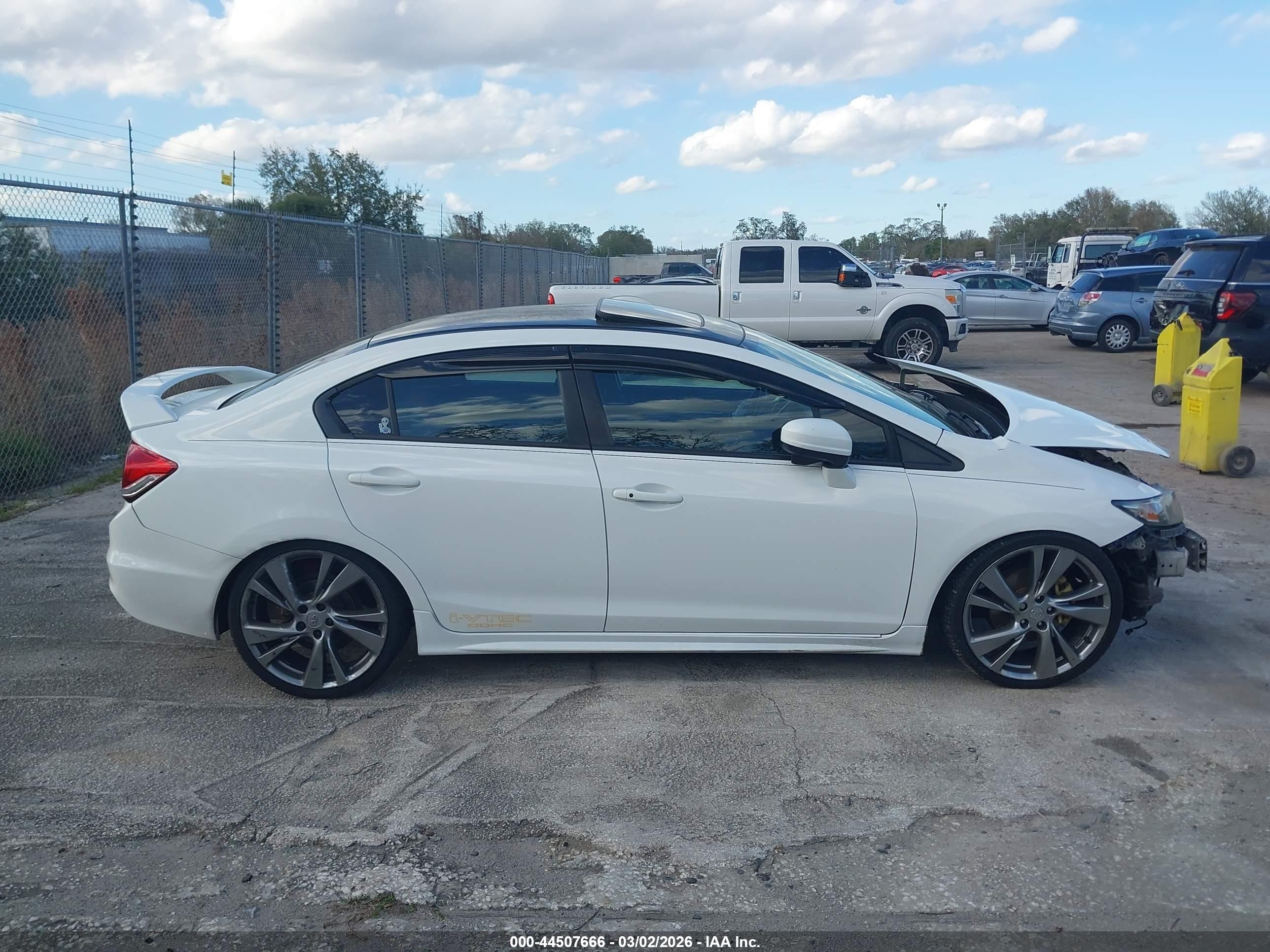 2014 Honda Civic Si White vin: 2HGFB6E53EH700272