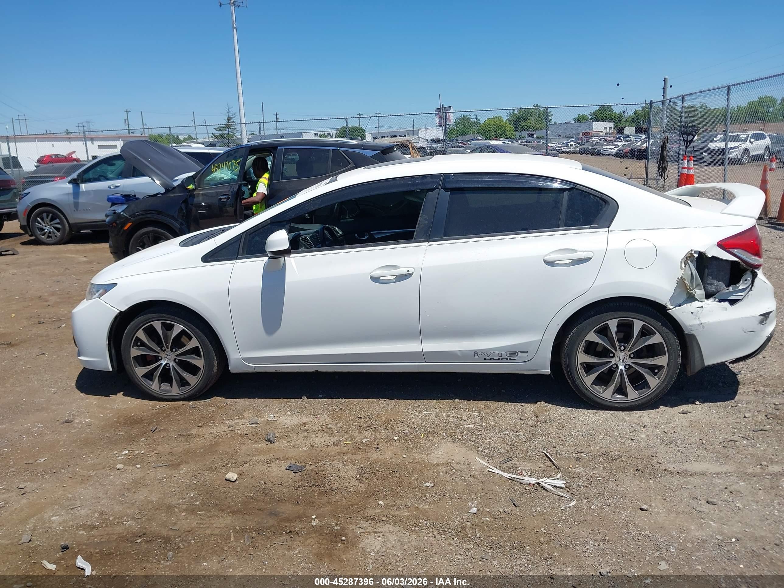 2013 Honda Civic Si White vin: 2HGFB6E54DH705673