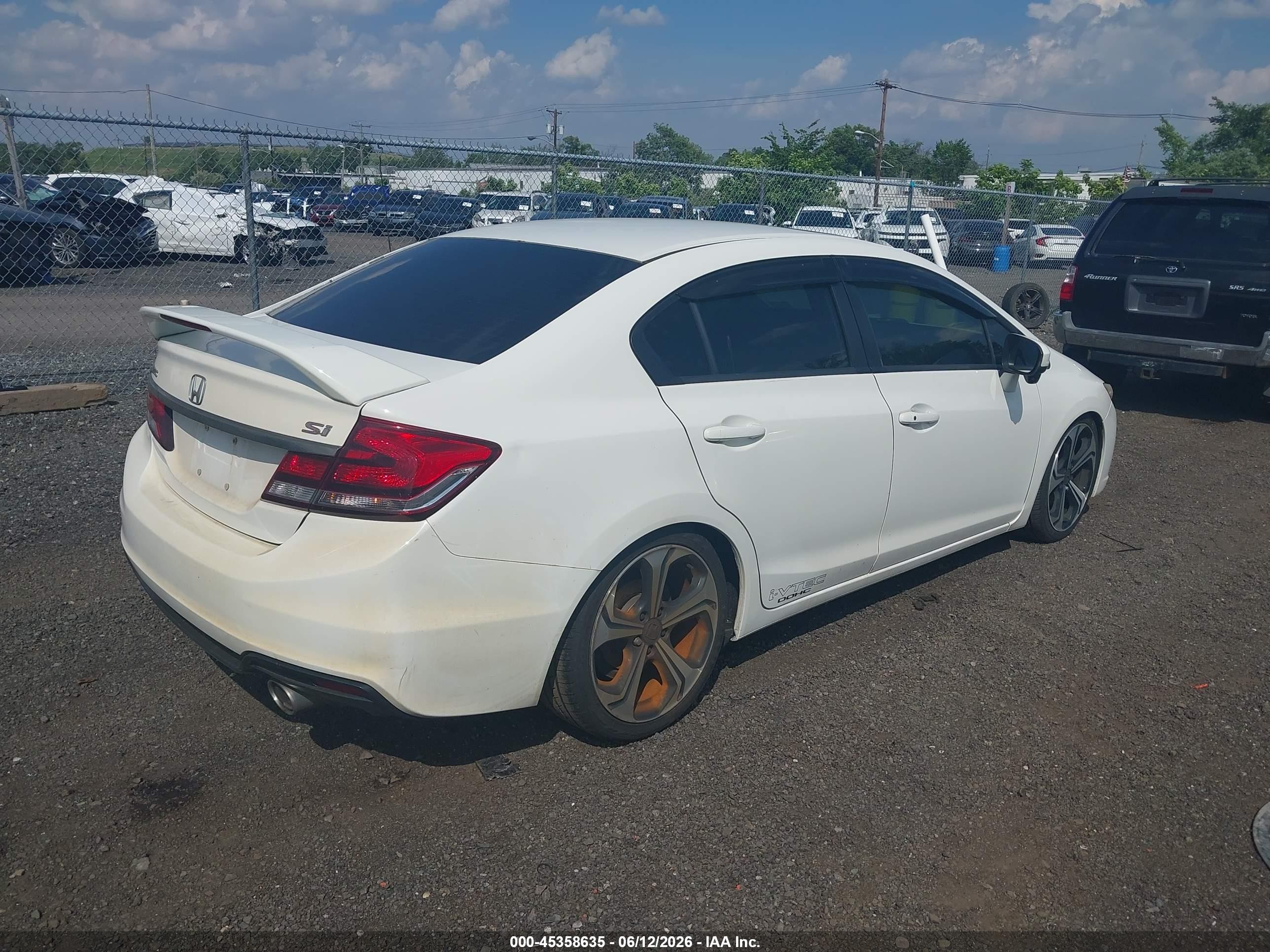 2015 Honda Civic Si White vin: 2HGFB6E59FH702027