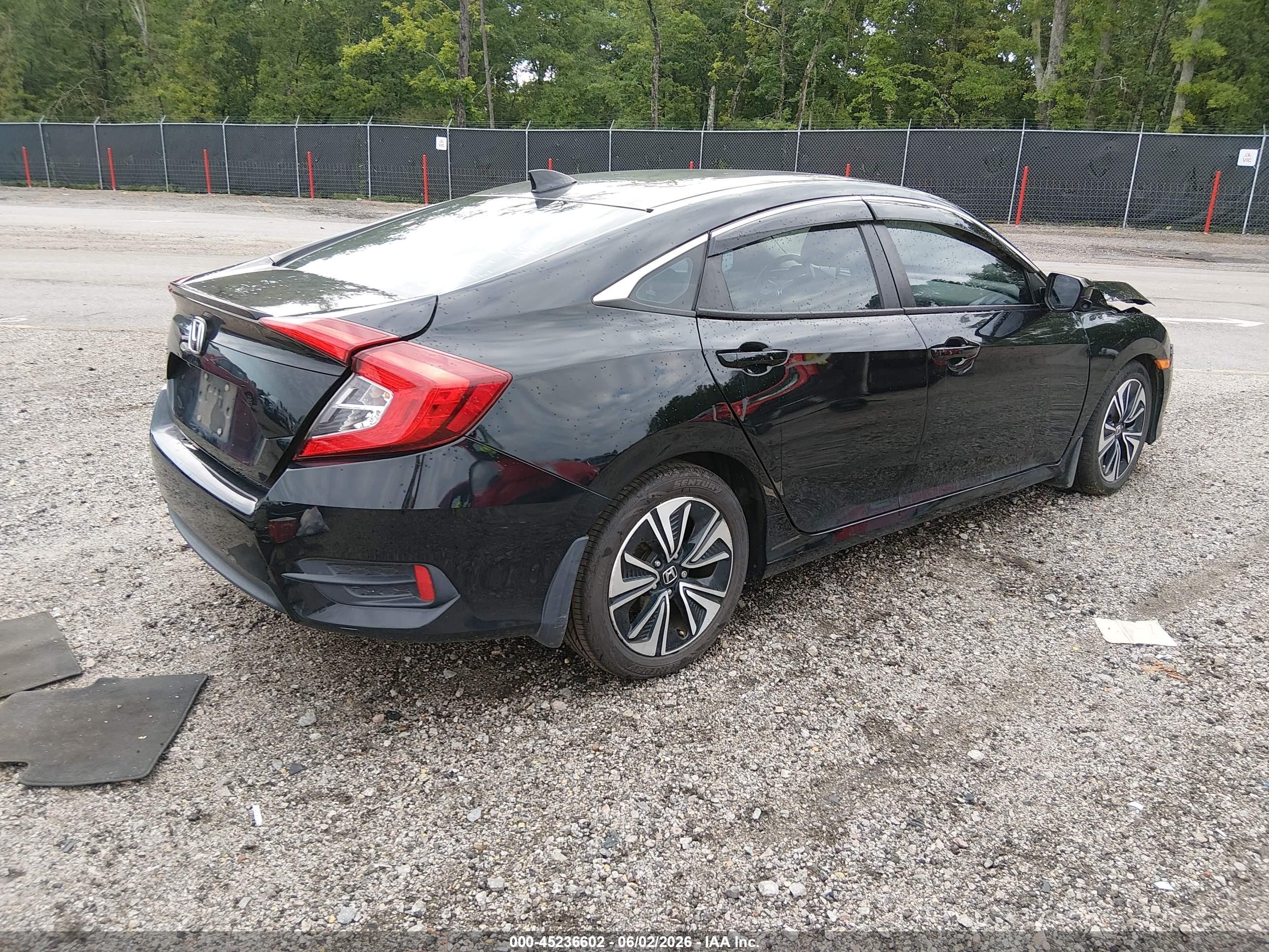 2018 Honda Civic Ex-t Black vin: 2HGFC1F33JH640243