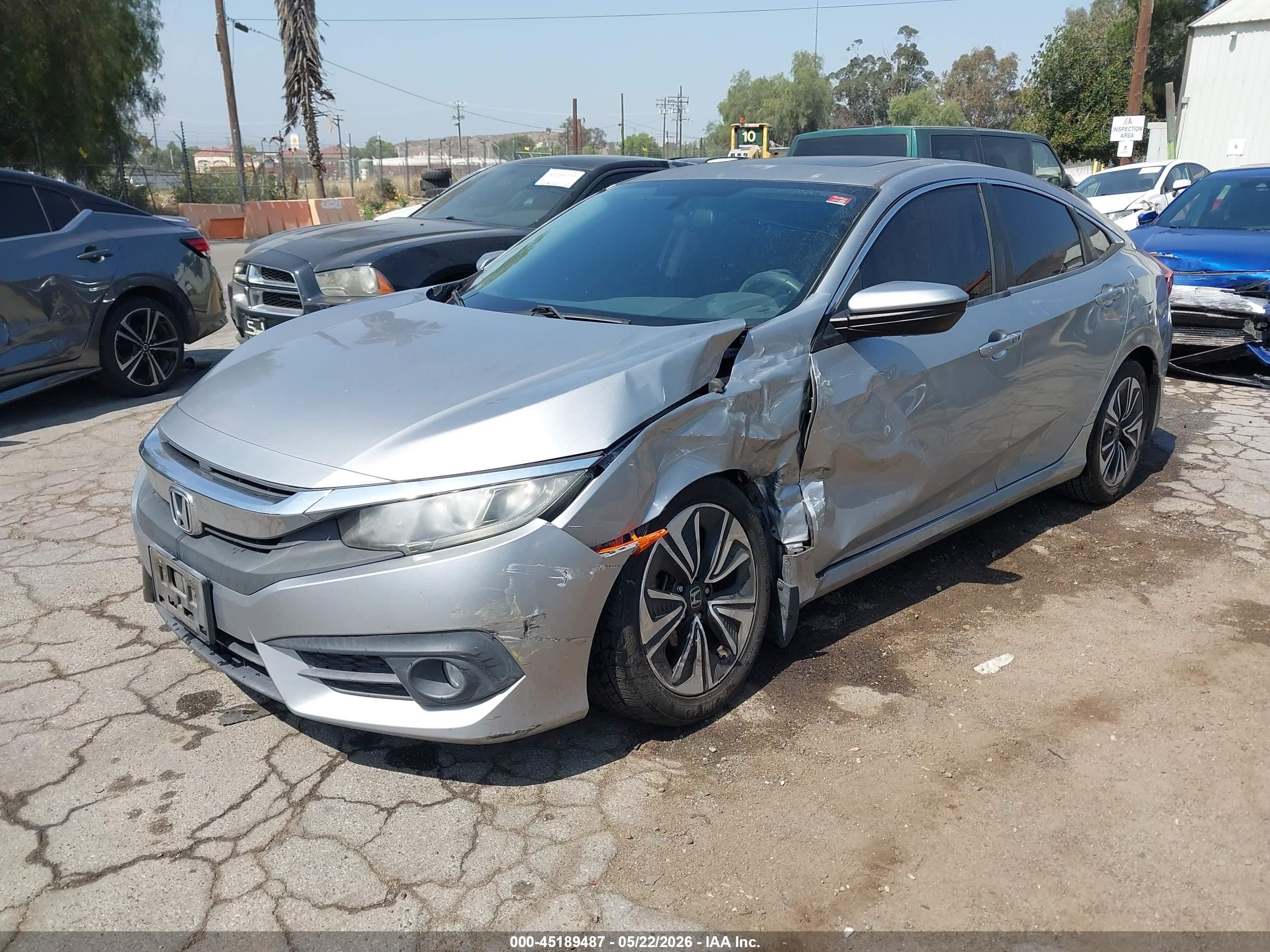 2016 Honda Civic Ex-t Silver vin: 2HGFC1F36GH637118