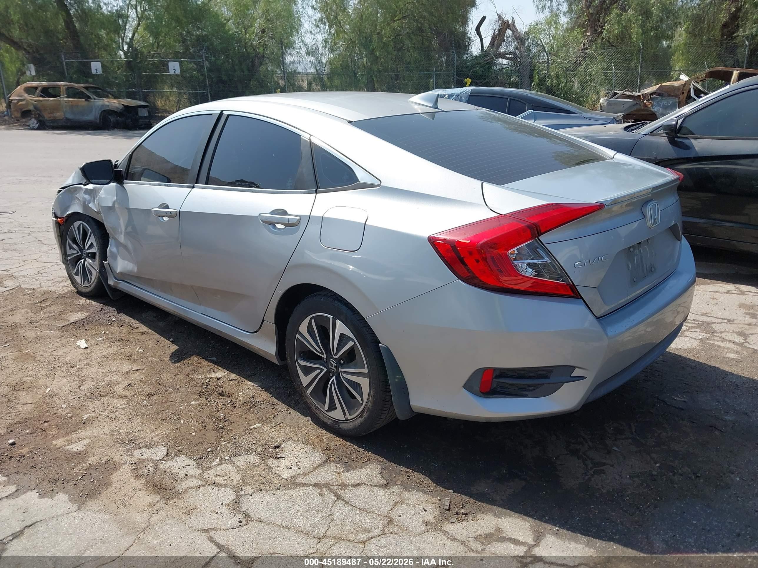 2016 Honda Civic Ex-t Silver vin: 2HGFC1F36GH637118